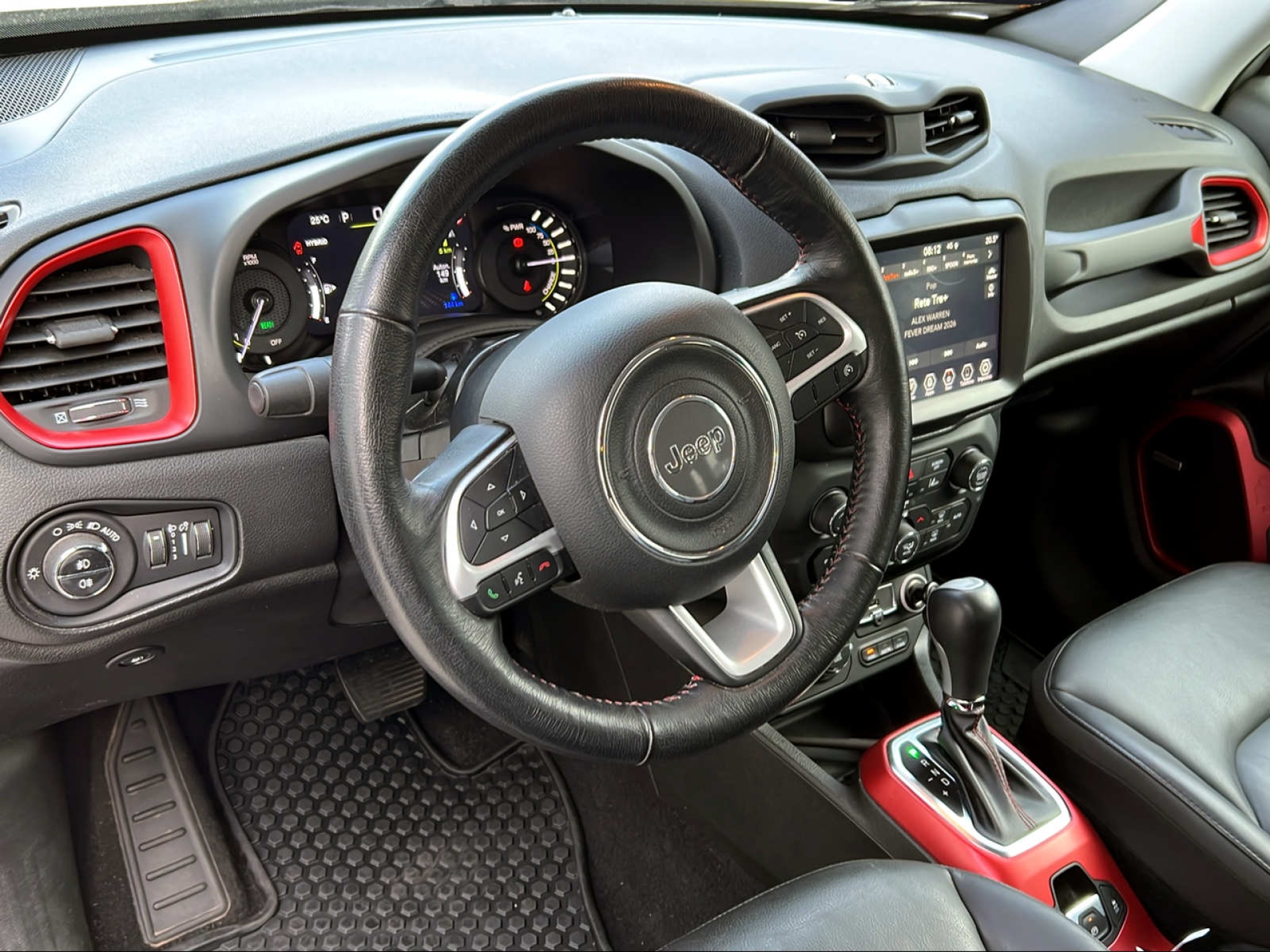 JEEP Renegade 1.3 PHEV Trailhawk AWD-image-7