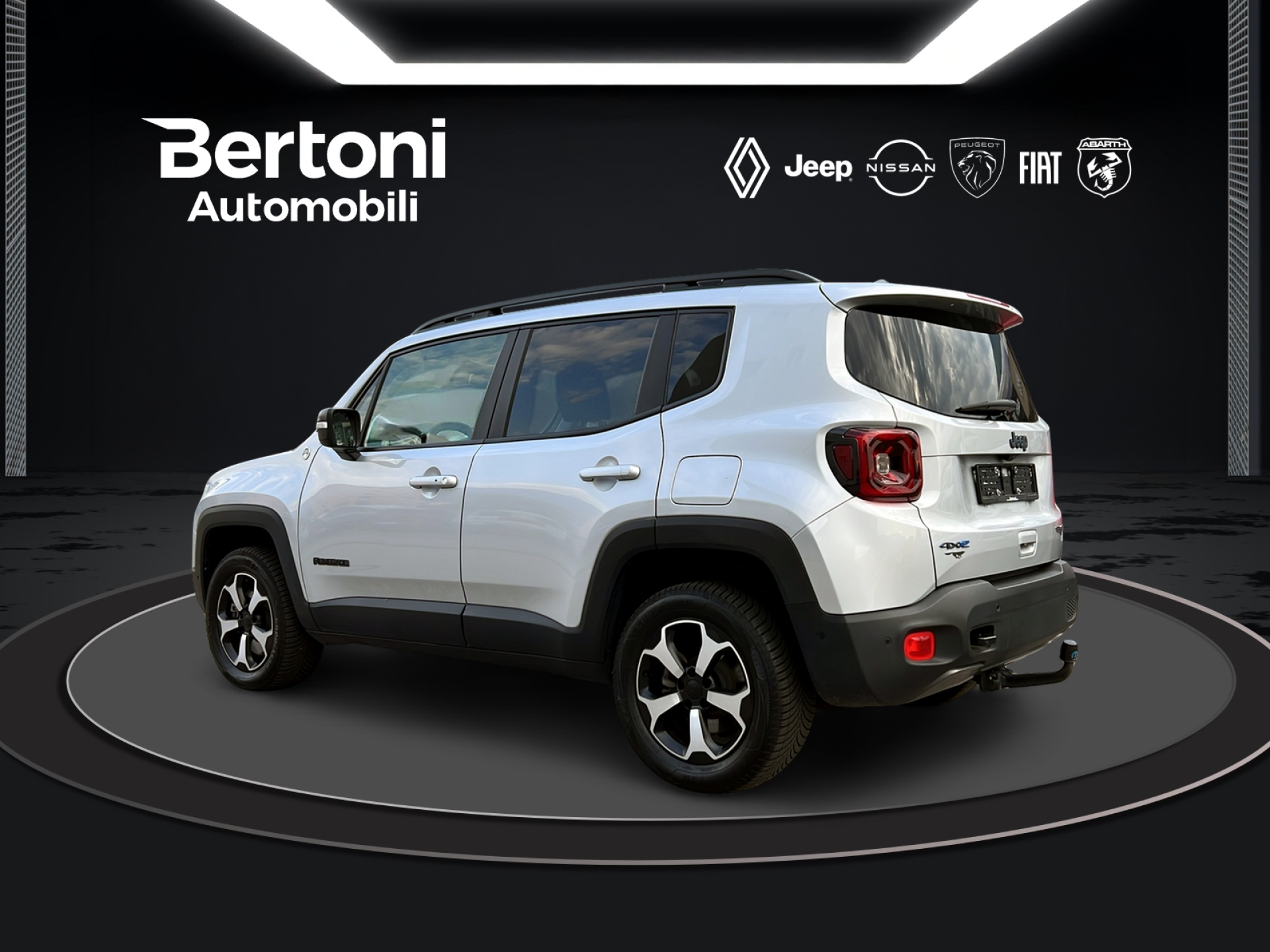JEEP Renegade 1.3 PHEV Trailhawk AWD-image-3