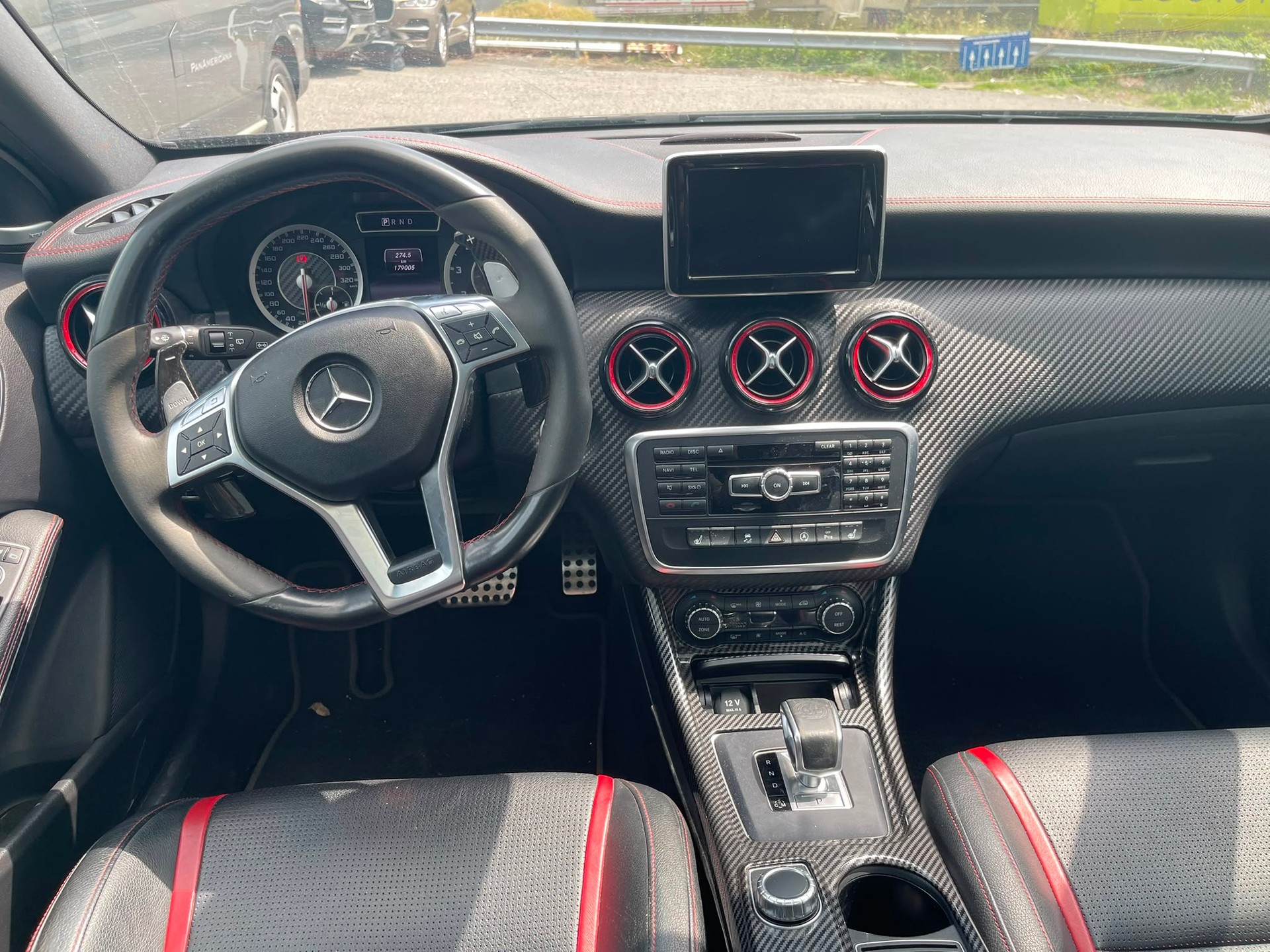 MERCEDES-BENZ A 45 AMG 4Matic Speedshift 7G-DCT-image-9