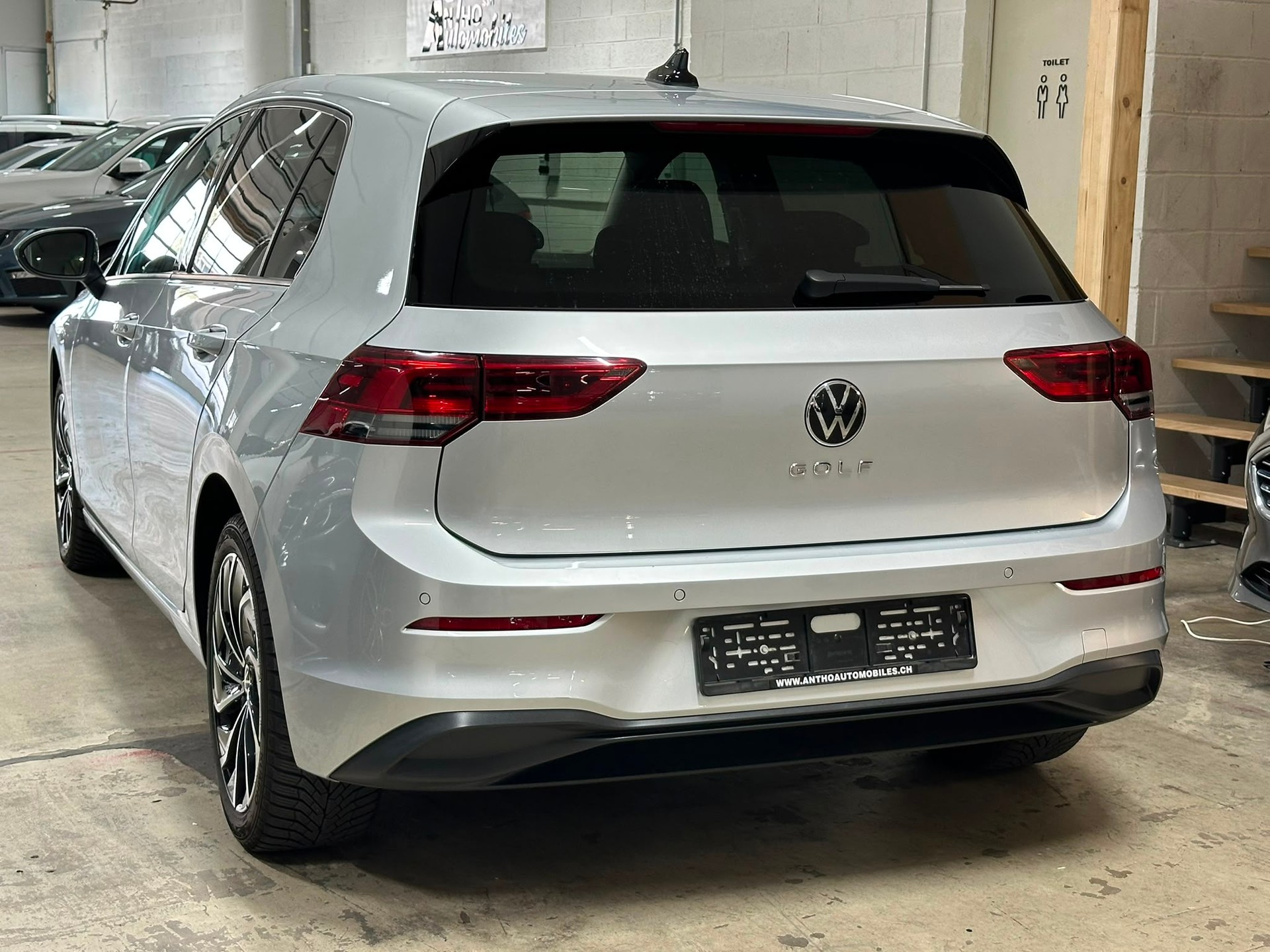 VW Golf 1.0 TSI Life-image-6
