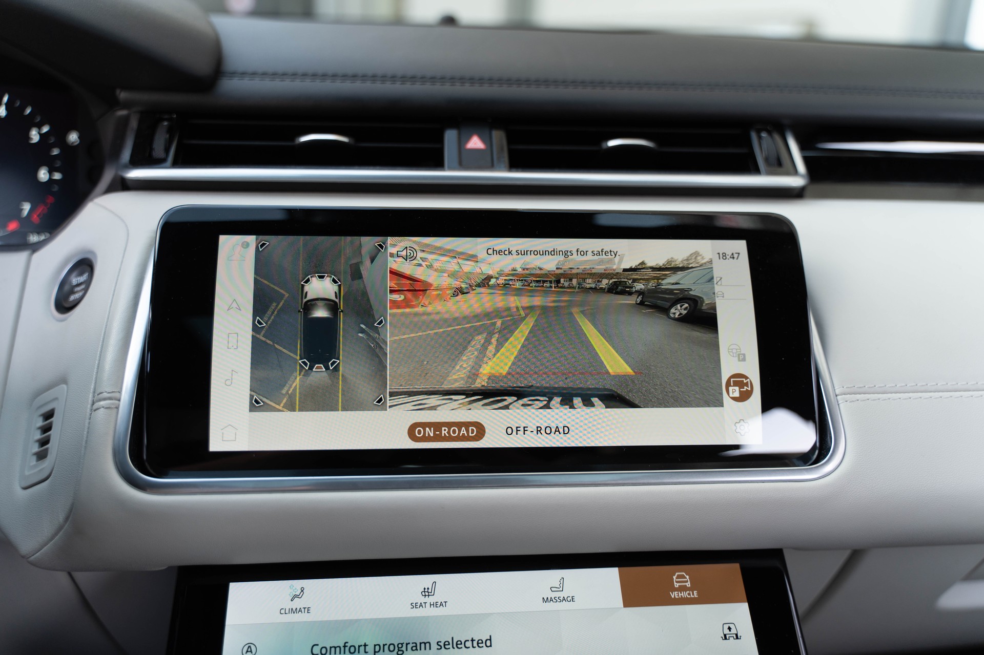LAND ROVER Range Rover Velar R-Dynamic P 400 S Automatic-image-10