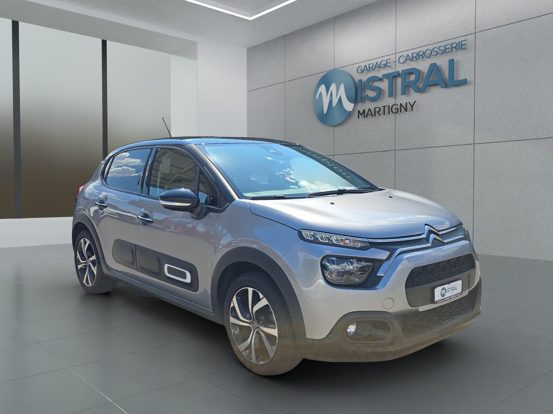 CITROEN C3 1.2 PureTech Shine-image-6