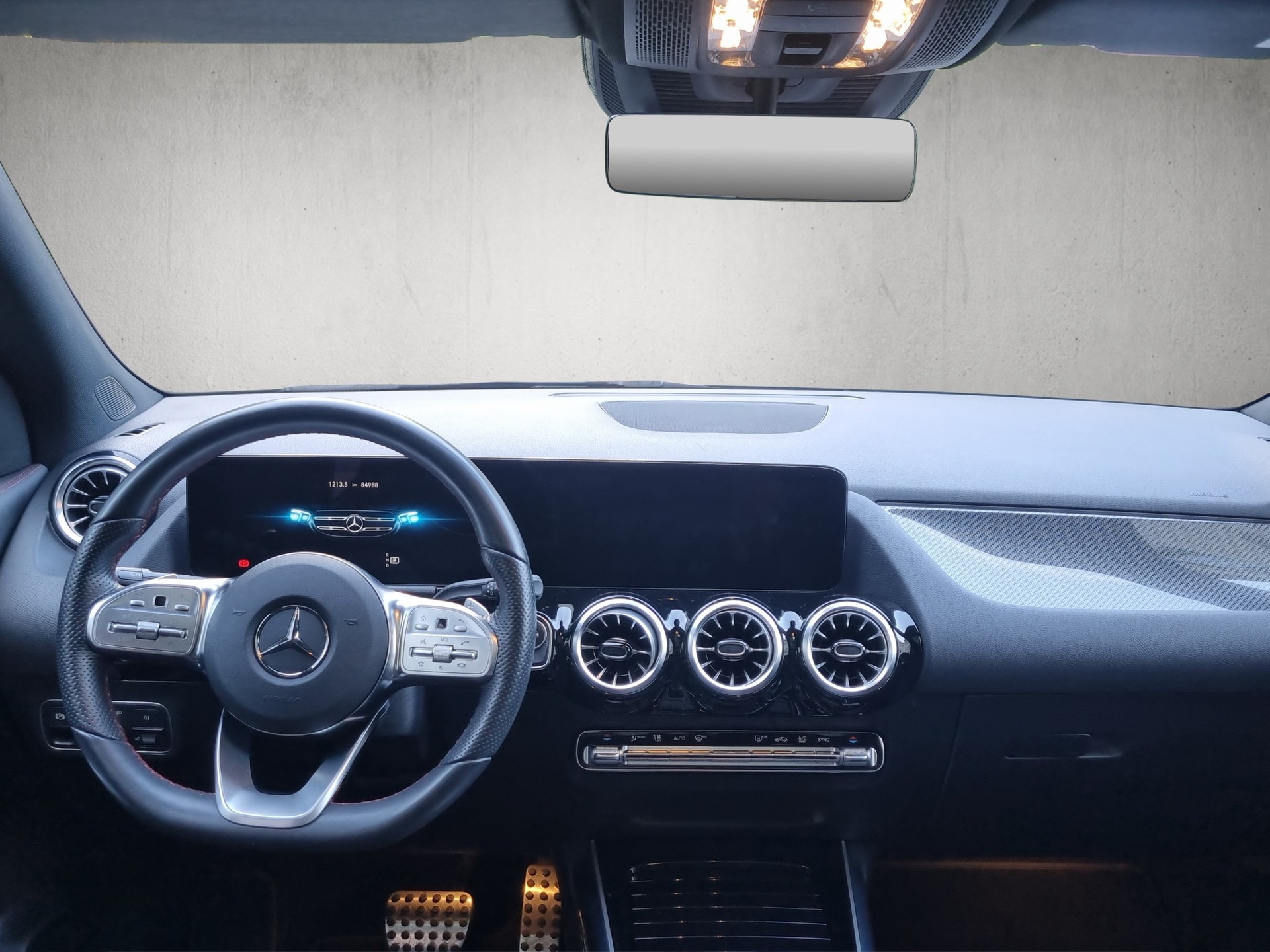 MERCEDES-BENZ GLA 220 d AMG Line 4matic-image-11