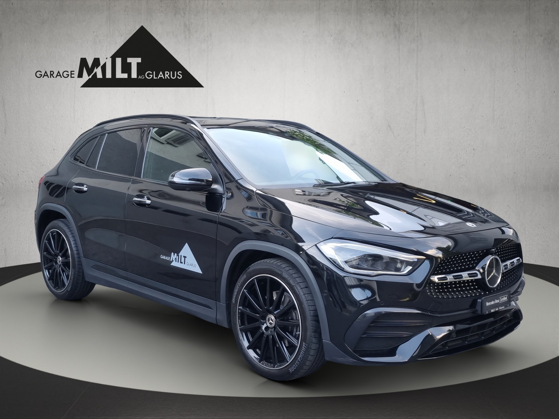 MERCEDES-BENZ GLA 220 d AMG Line 4matic-image-7