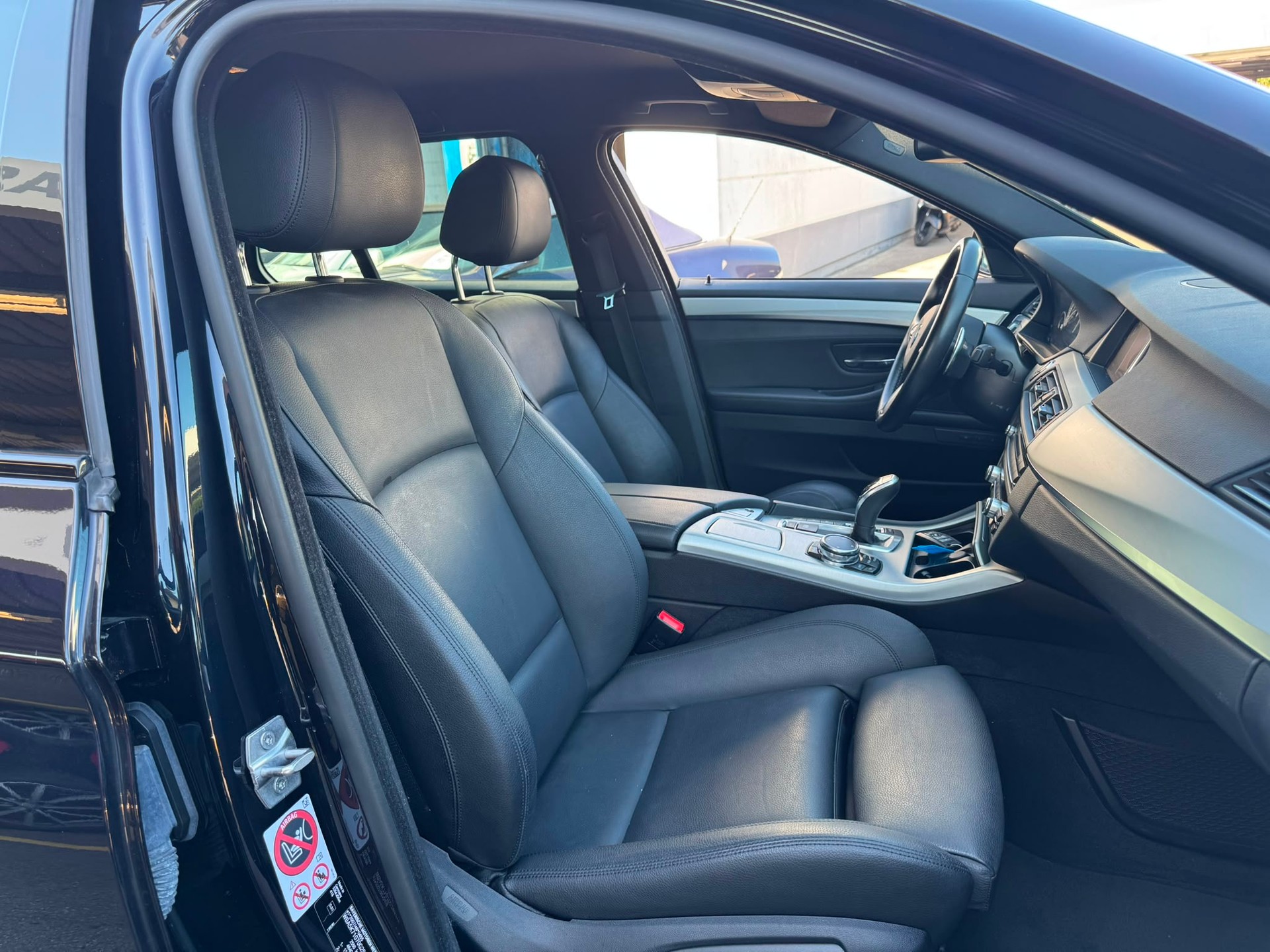 BMW 535d Touring xDrive Steptronic-image-14