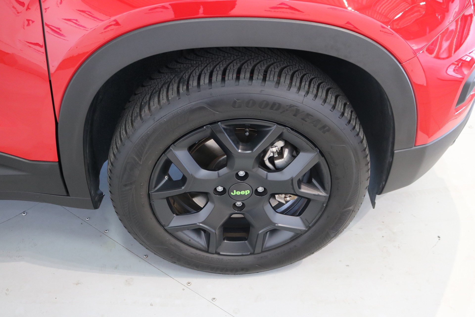 JEEP Avenger 1.2 Turbo MHEV Upland Plus 4xe-image-24