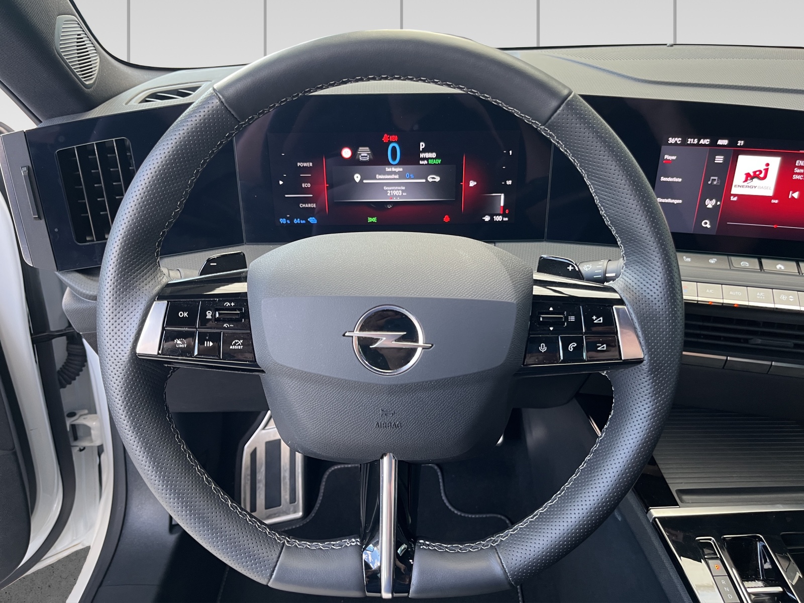 OPEL Astra Sports Tourer 1.6 PHEV Turbo Swiss Plus A-image-8