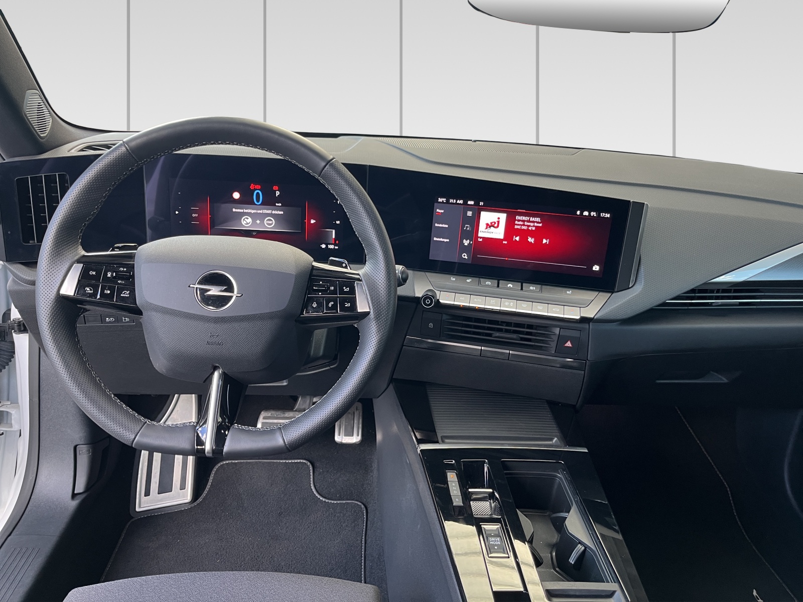 OPEL Astra Sports Tourer 1.6 PHEV Turbo Swiss Plus A-image-7