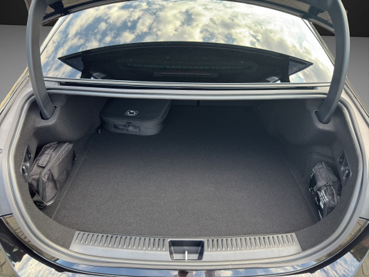 MERCEDES-BENZ E 53 AMG Hybrid 4Matic+-image-12
