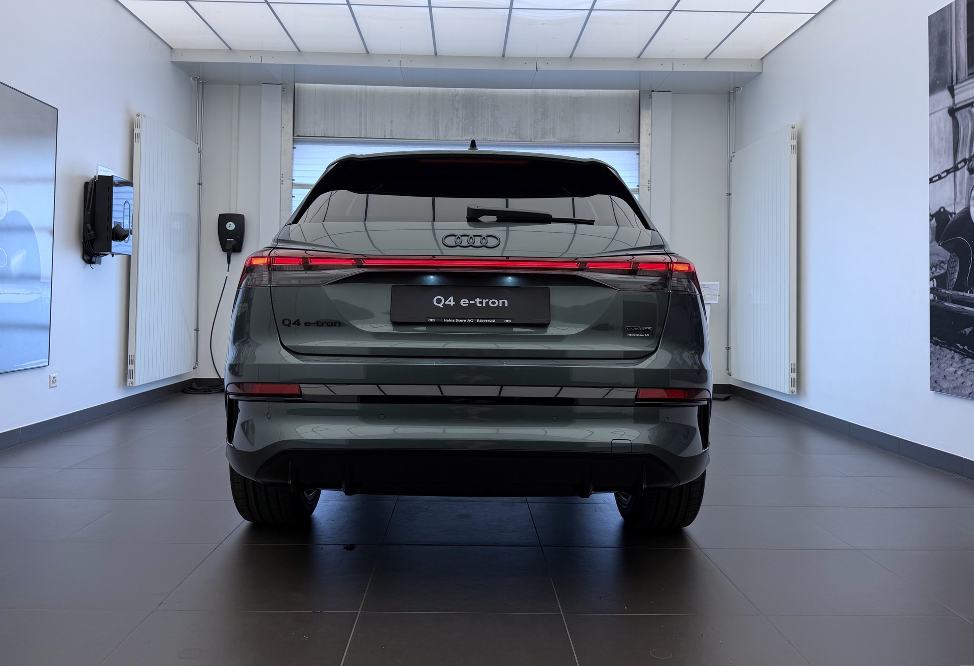 AUDI Q4 e-tron SUV quattro performance Swiss Ski-image-23