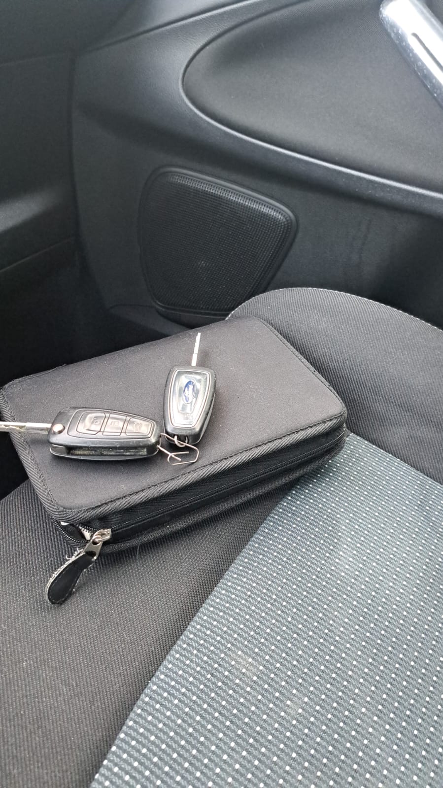 FORD S-Max 1.6 SCTi Titanium-image-8
