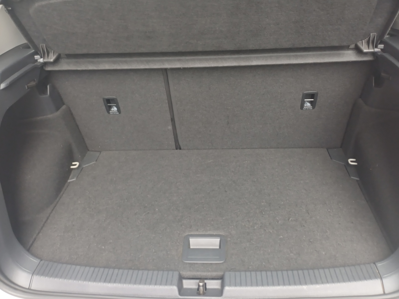 VW T-Cross 1.0 TSI Life-image-12