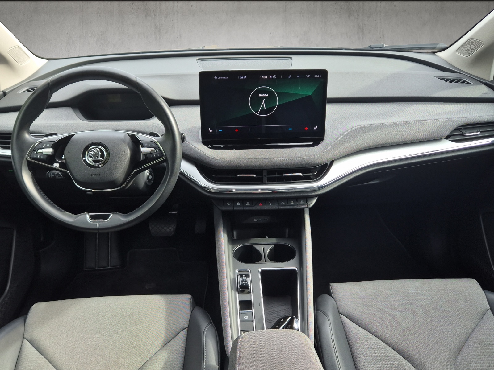SKODA Enyaq iV 80-image-9