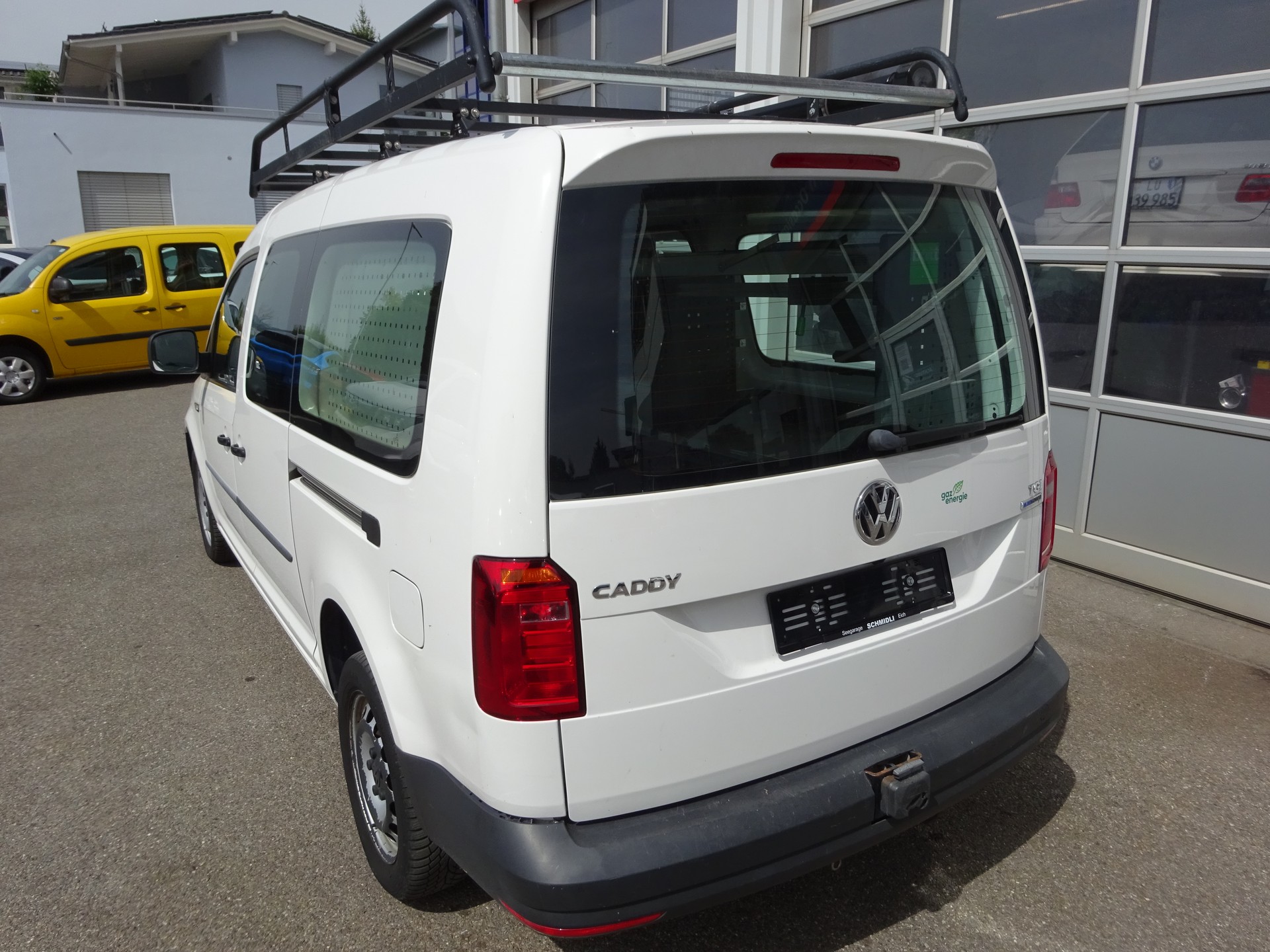 VW Caddy Maxi 1.4TGI BlueMotion Technology-image-1