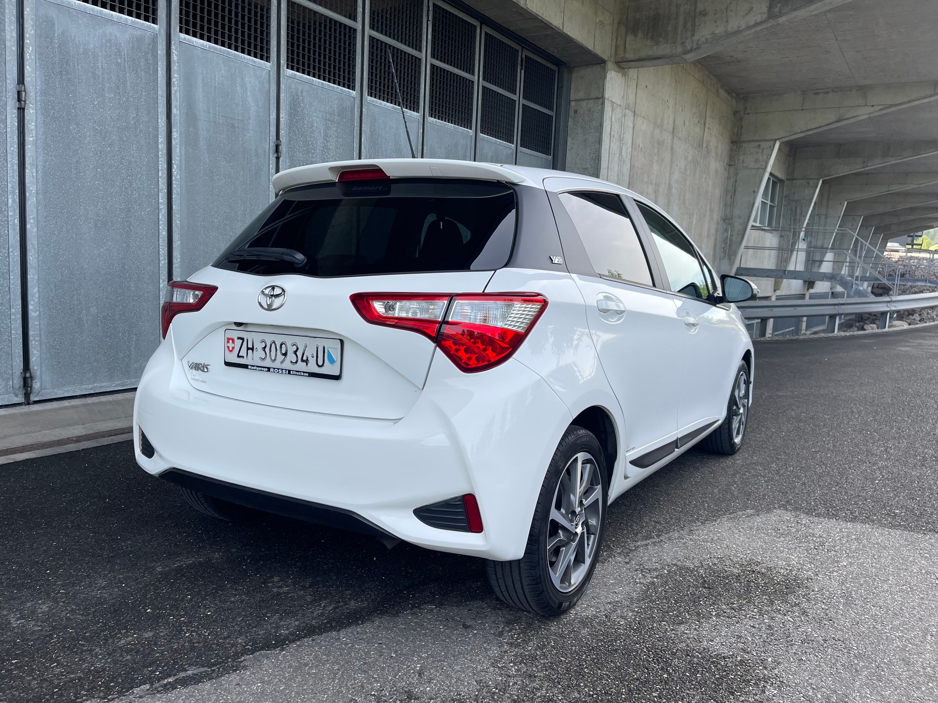TOYOTA Yaris 1.5 VVT-iE Y20 CVT-image-4