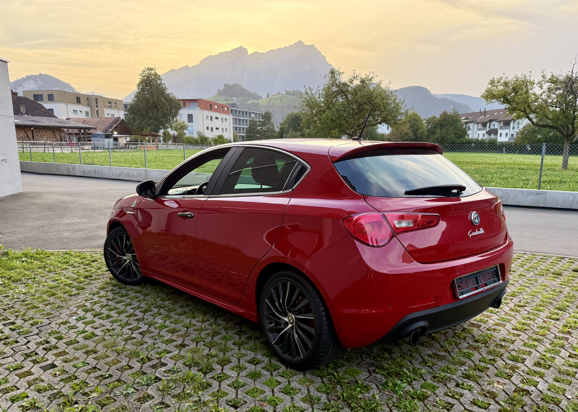ALFA ROMEO Giulietta 1750 TBi Quadrifoglio Verde TCT — slika 11