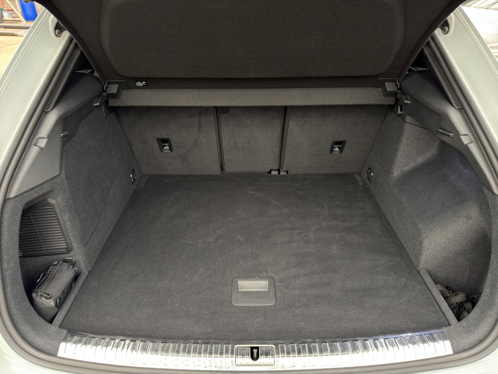 AUDI Q3 45 TFSI e S line S-tronic - Anhängevorrichtung - Matrix-LED - Rückfahrkamera - Optikpaket schwarz --image-12