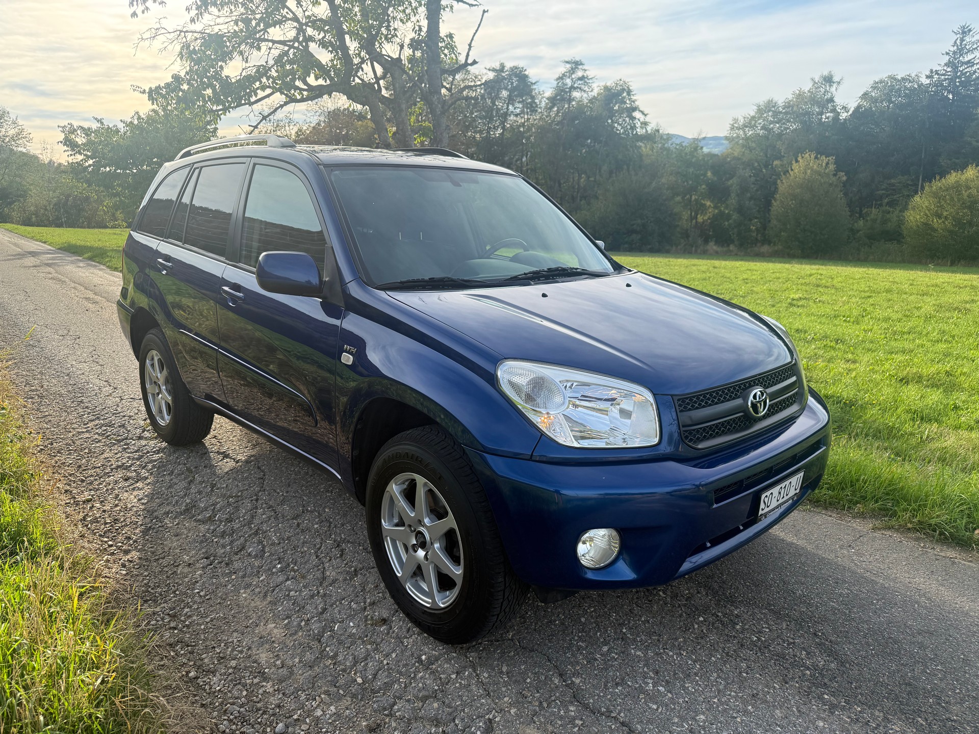 TOYOTA RAV-4 2.0 16V Mountain-image-4