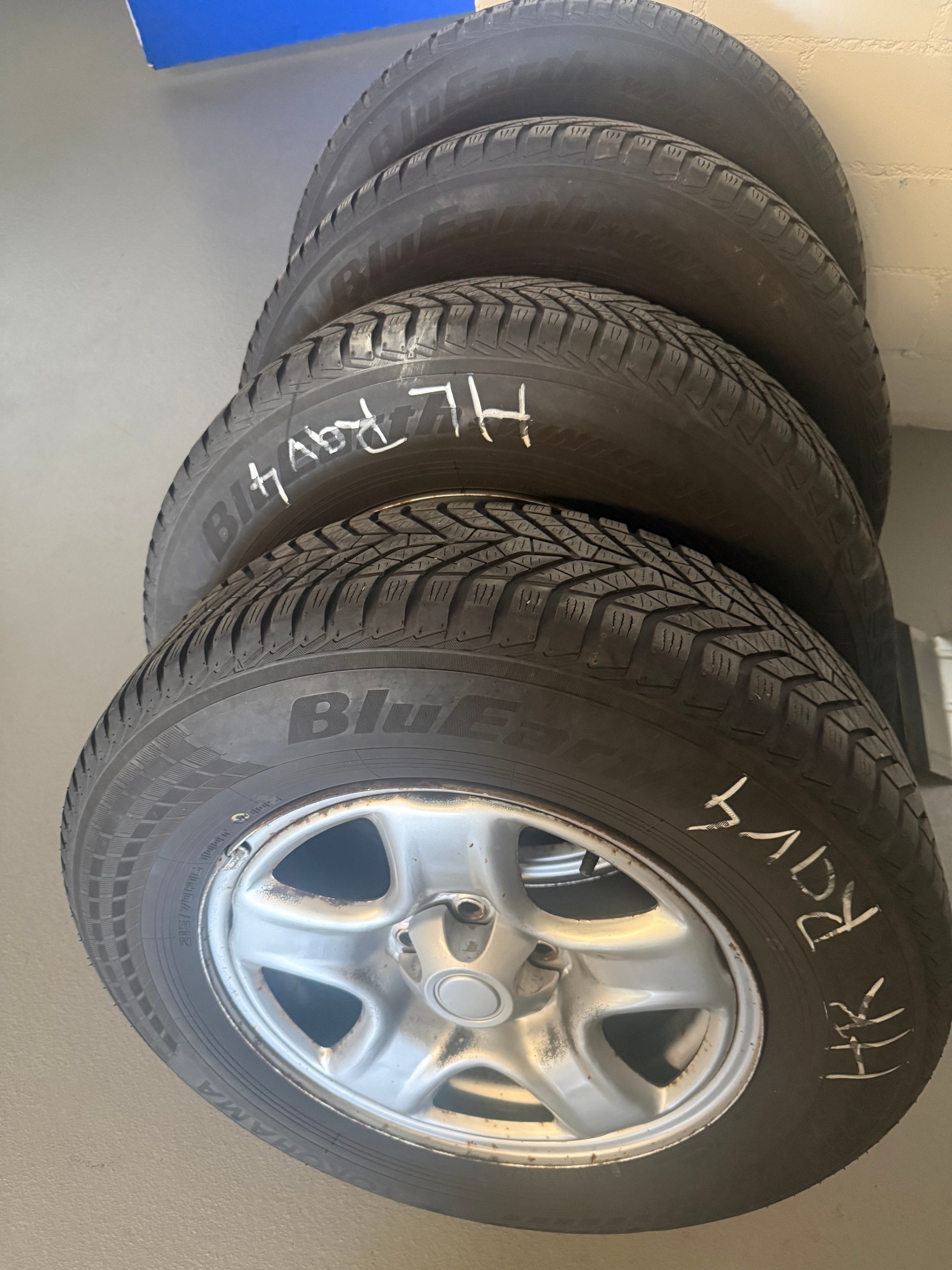 TOYOTA RAV-4 2.0 16V Mountain-image-11