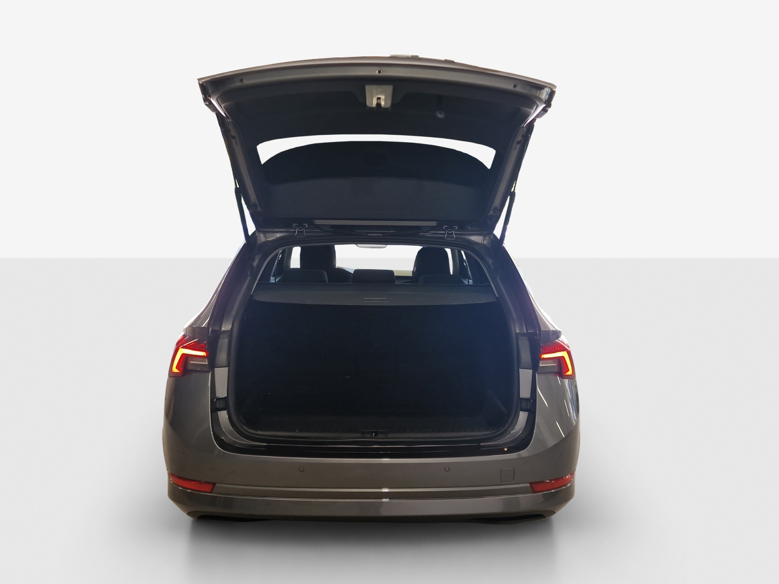 SKODA Octavia Combi 2.0 TSI Ambition DSG 4x4-image-12