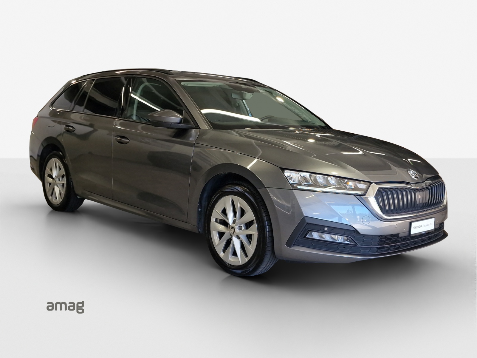 SKODA Octavia Combi 2.0 TSI Ambition DSG 4x4-image-5