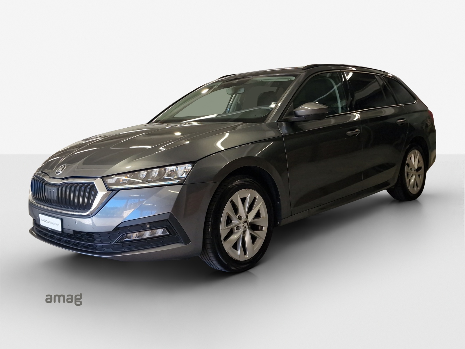 SKODA Octavia Combi 2.0 TSI Ambition DSG 4x4-image-0