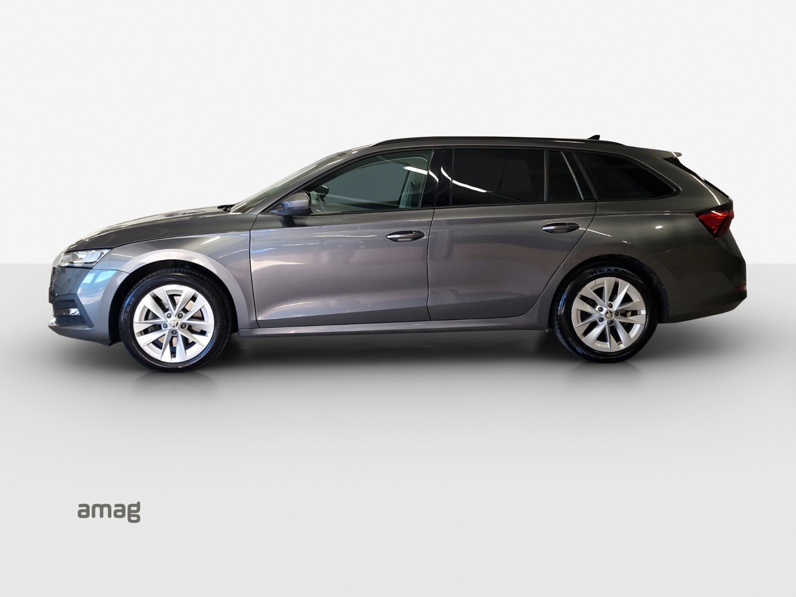 SKODA Octavia Combi 2.0 TSI Ambition DSG 4x4-image-1