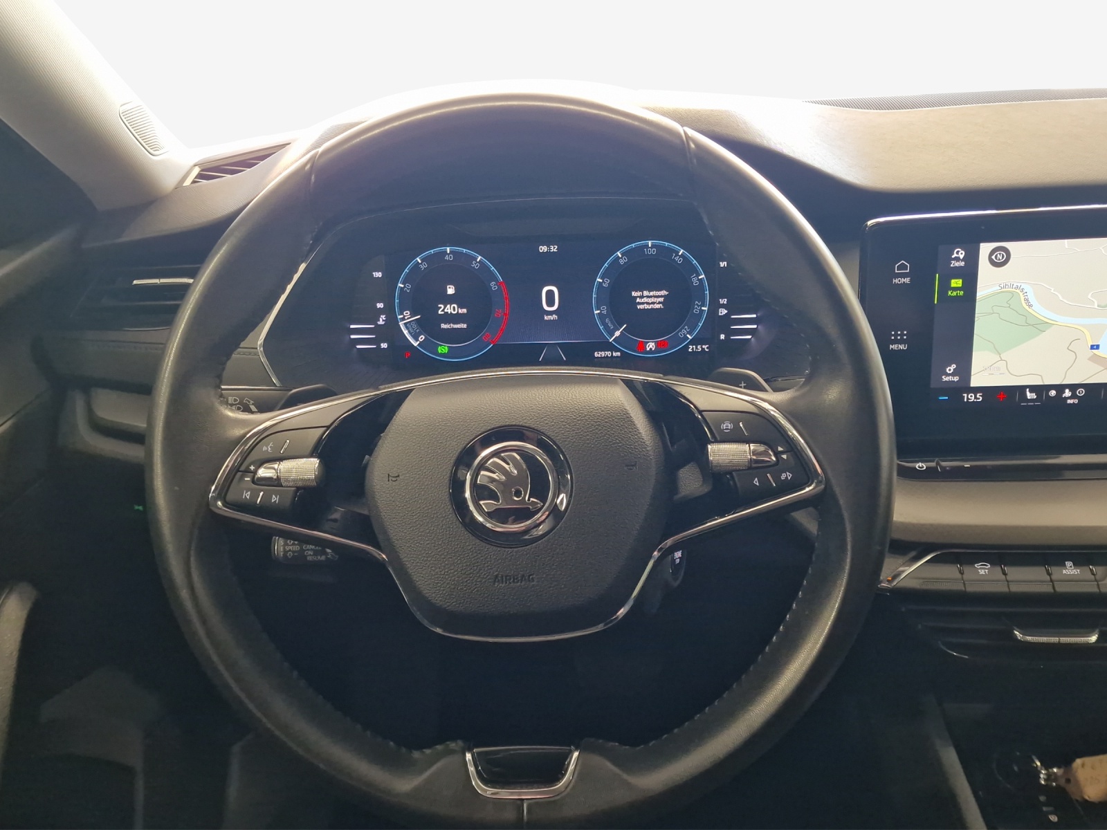 SKODA Octavia Combi 2.0 TSI Ambition DSG 4x4-image-9