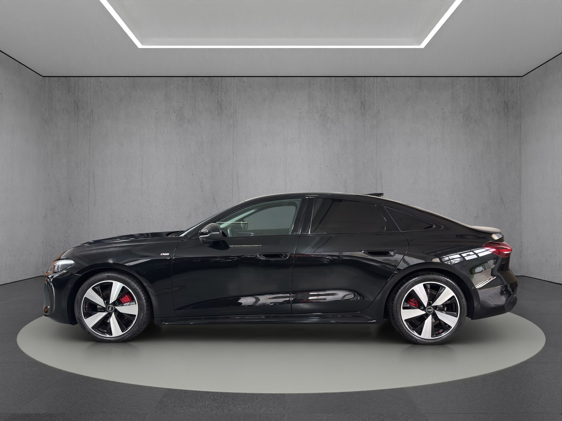 AUDI A5 Limousine 2.0 TFSI S Line S tronic "Panoramadach-RF.-Kamera-Optikpaket schwarz"-image-2