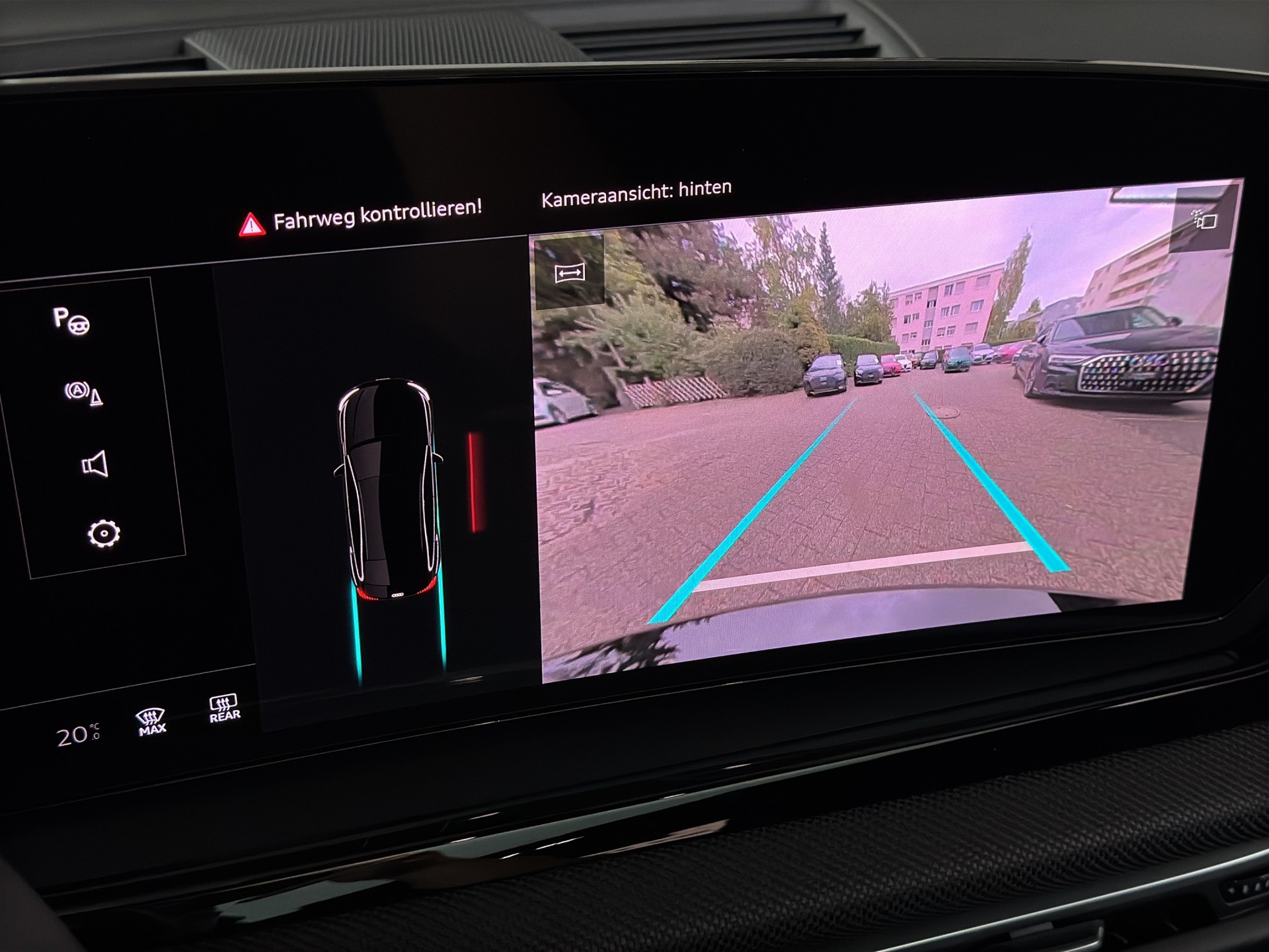 AUDI A5 Limousine 2.0 TFSI S Line S tronic "Panoramadach-RF.-Kamera-Optikpaket schwarz"-image-19