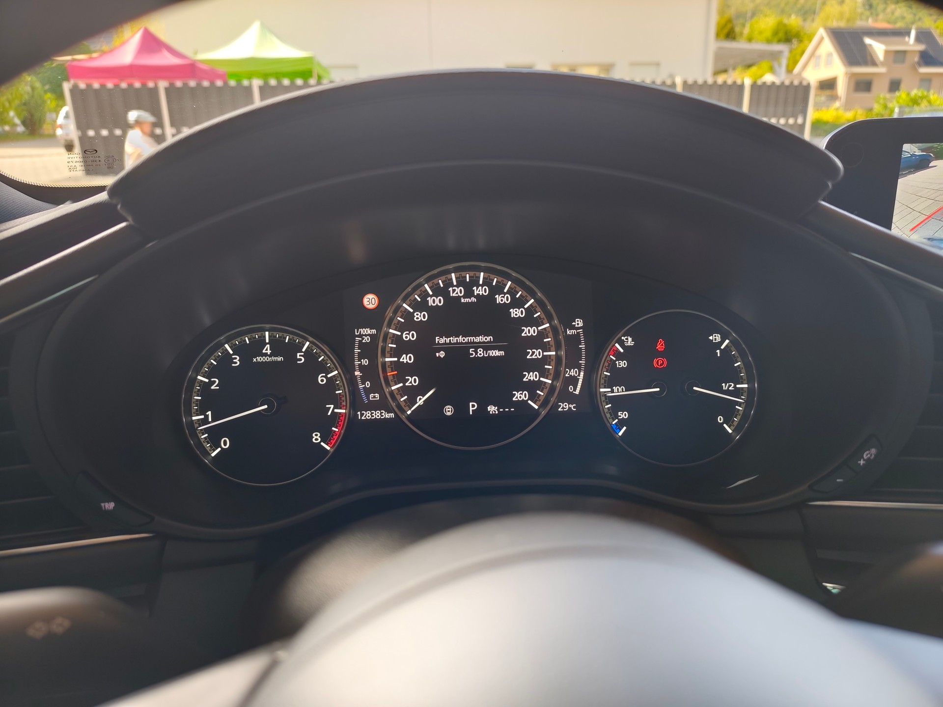 MAZDA 2.0 186 Revolution-image-3