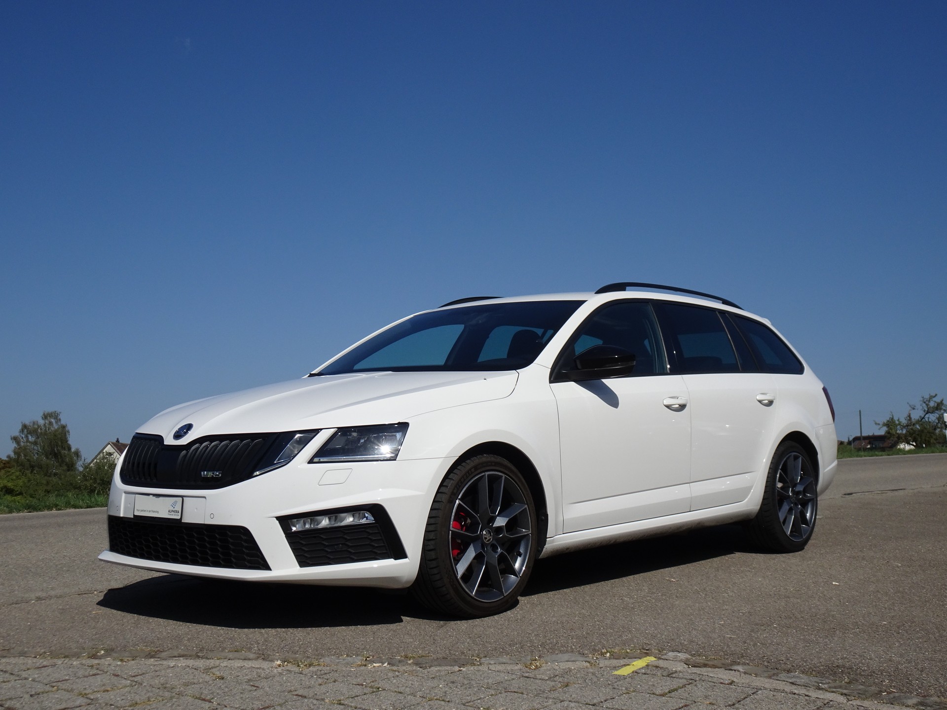 SKODA Octavia Combi 2.0 TDI RS 4x4 DSG-image-0