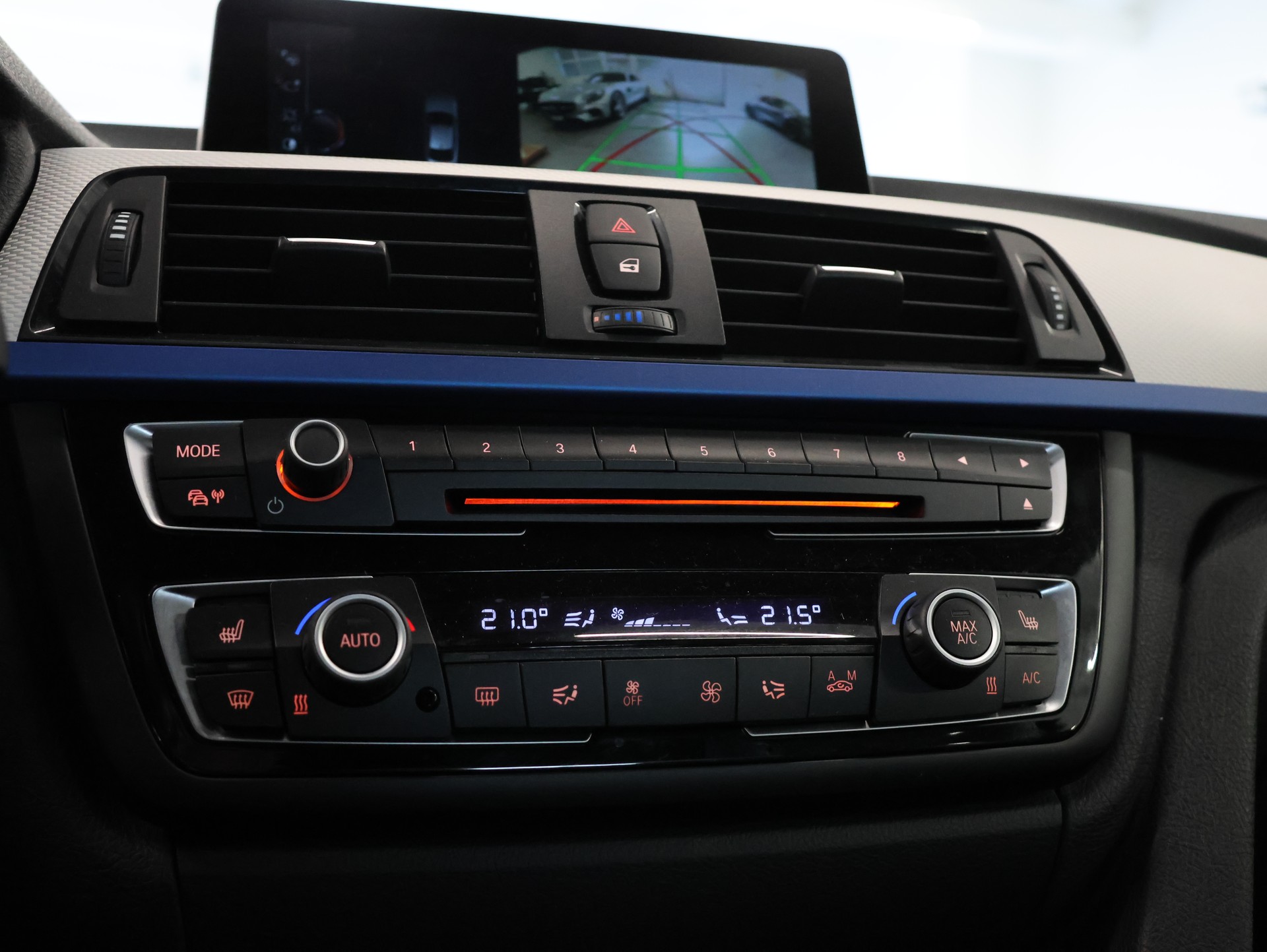 BMW 420d Coupé xDrive M Sport Steptronic-image-23