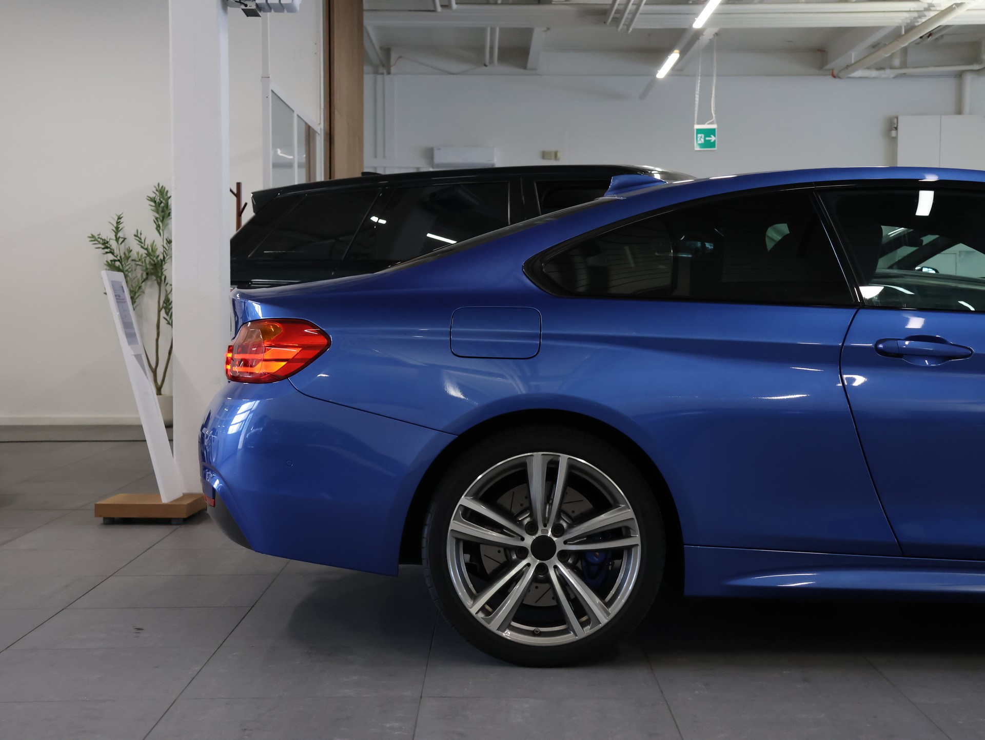 BMW 420d Coupé xDrive M Sport Steptronic-image-8