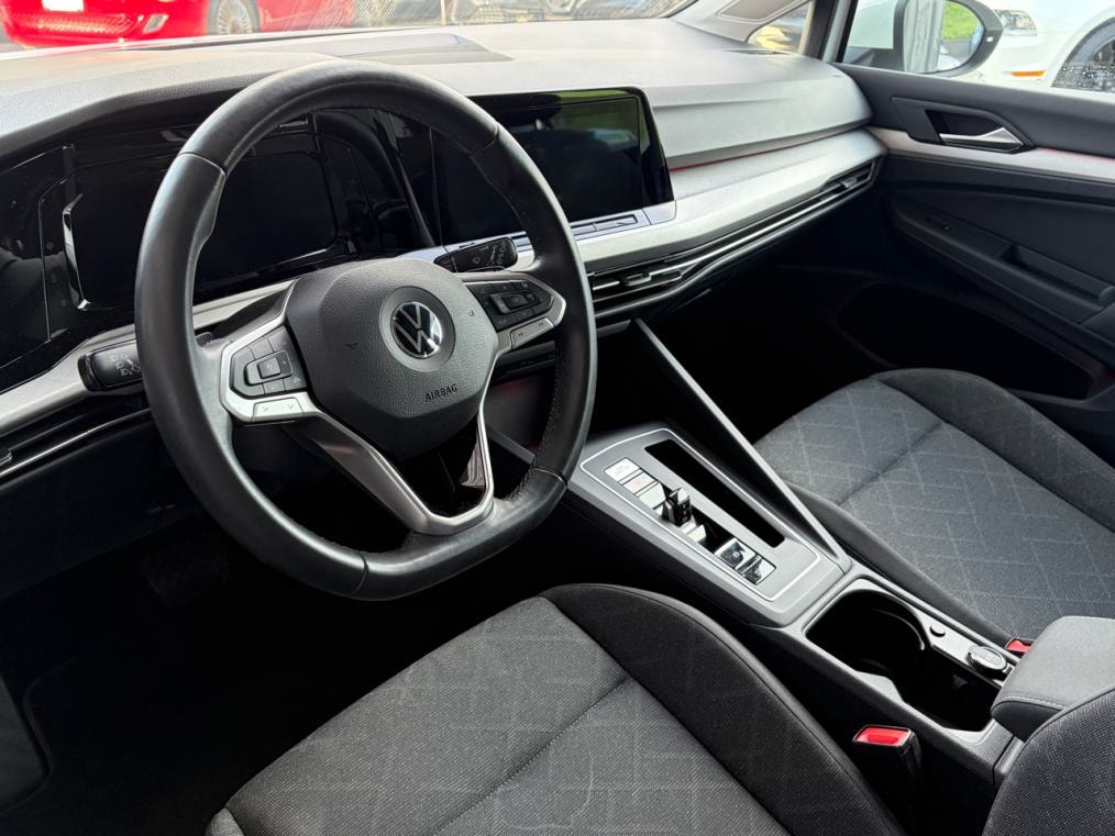 VW Golf 1.0 eTSI mHEV ACTLife DSG-image-3