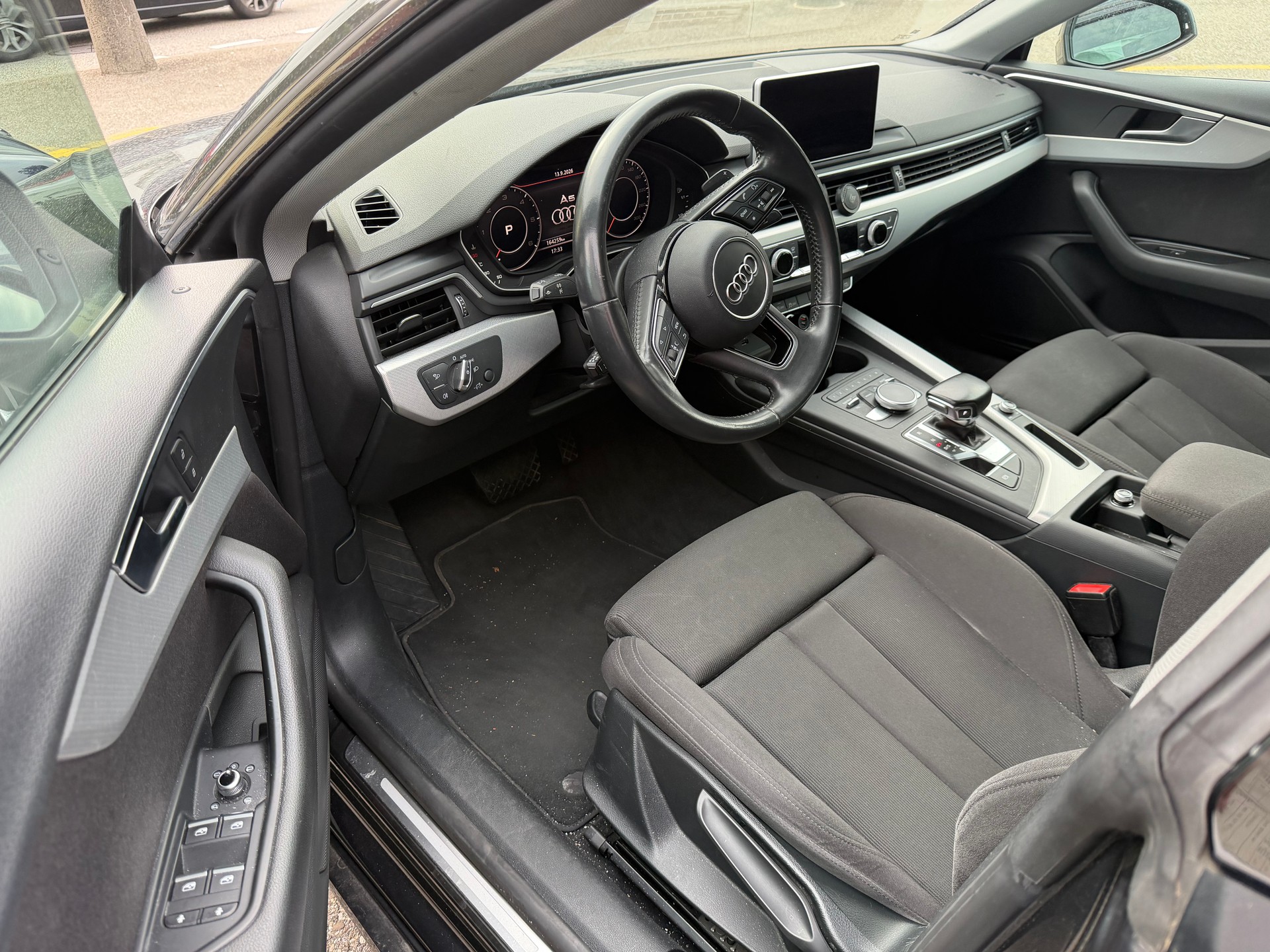 AUDI A5 Sportback 40 TDI S-tronic-image-5