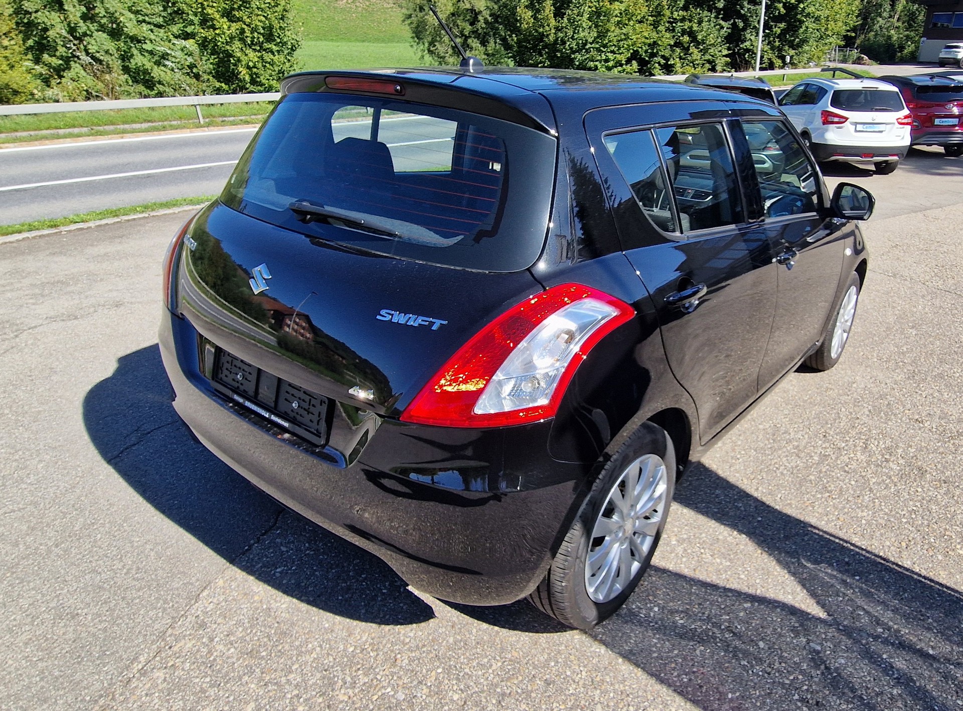 SUZUKI Swift 1.2i 16V GL 4x4-image-3