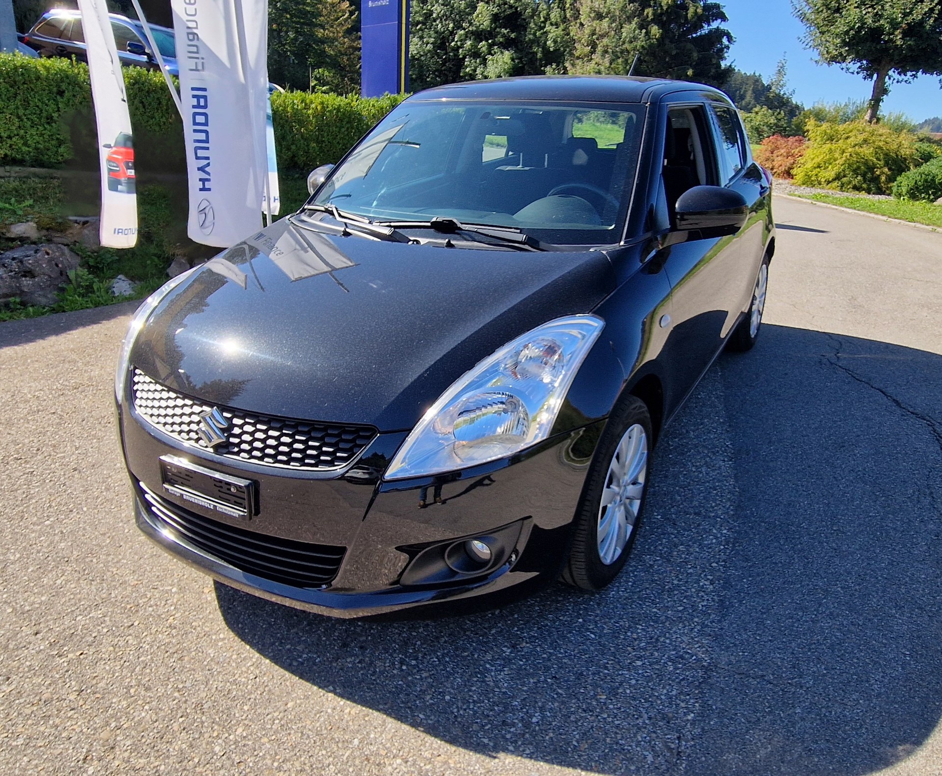 SUZUKI Swift 1.2i 16V GL 4x4-image-0