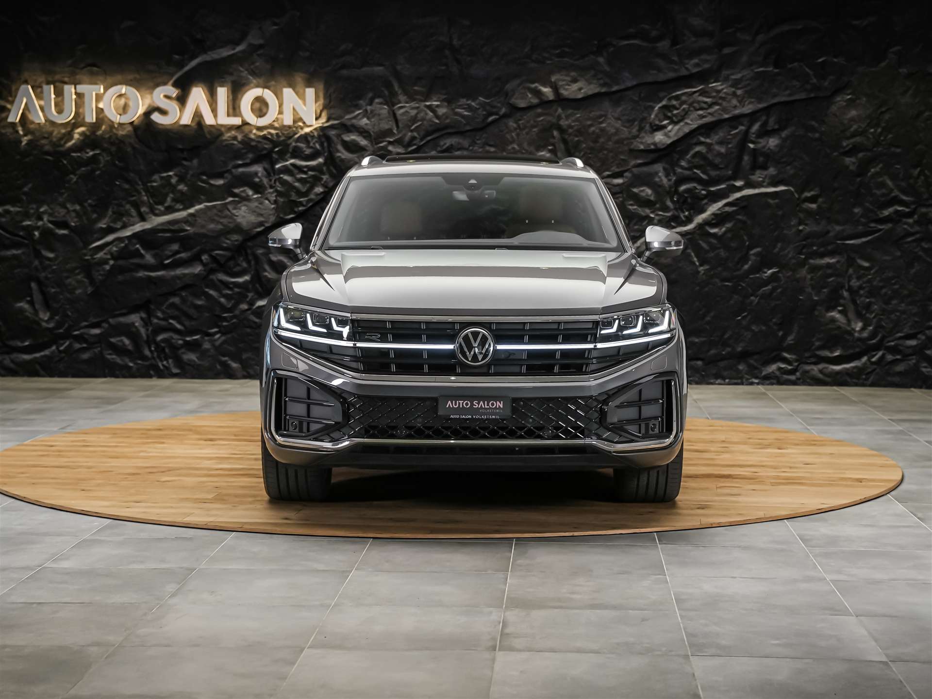 VW Touareg 3.0 TDI R-Line Tiptronic *Panorama*5J Werksgarantie*Standheizung*AHK*-image-5
