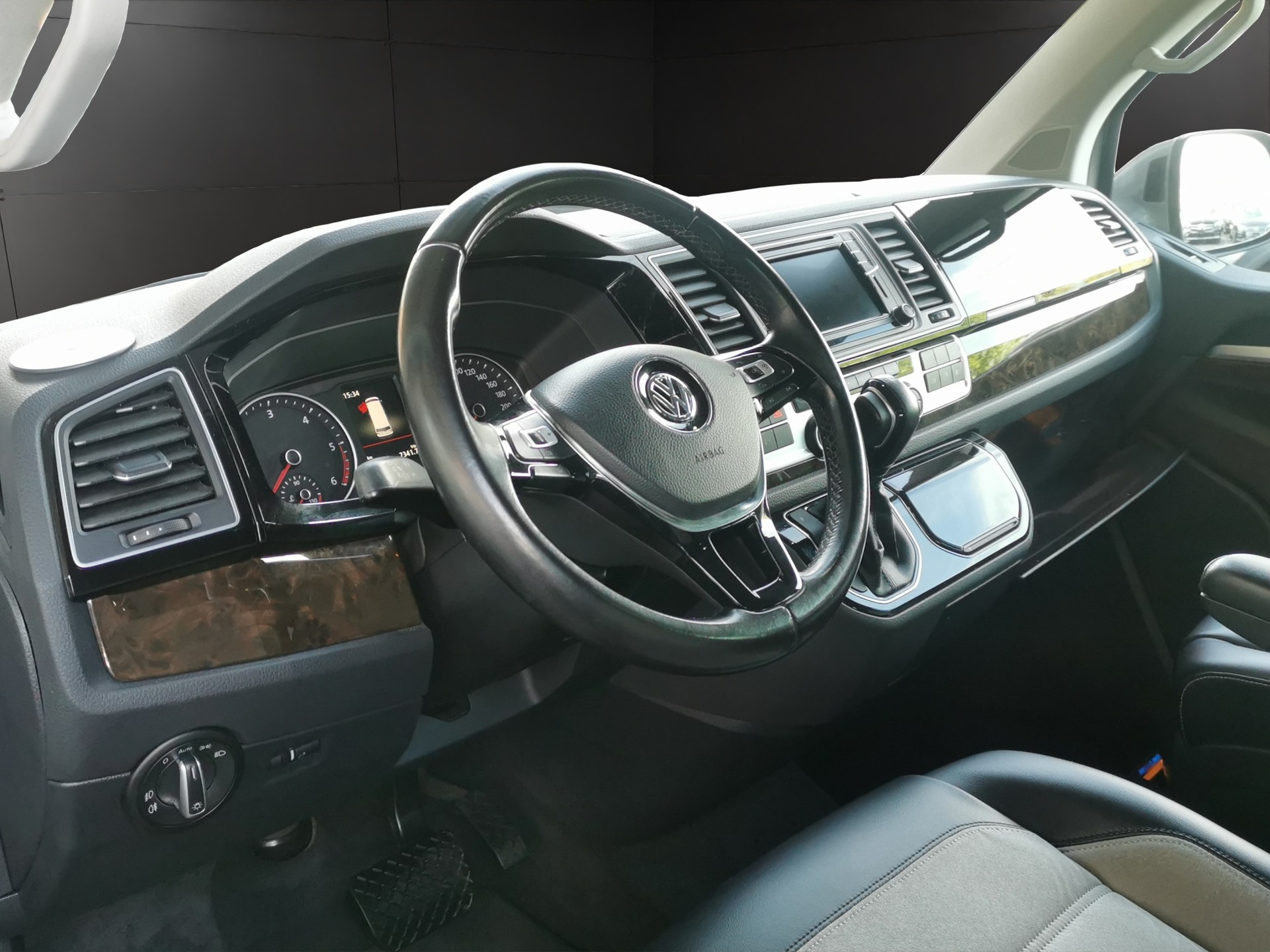VW T6 Multivan 2.0 TDI Highline Liberty 4Motion DSG-image-9