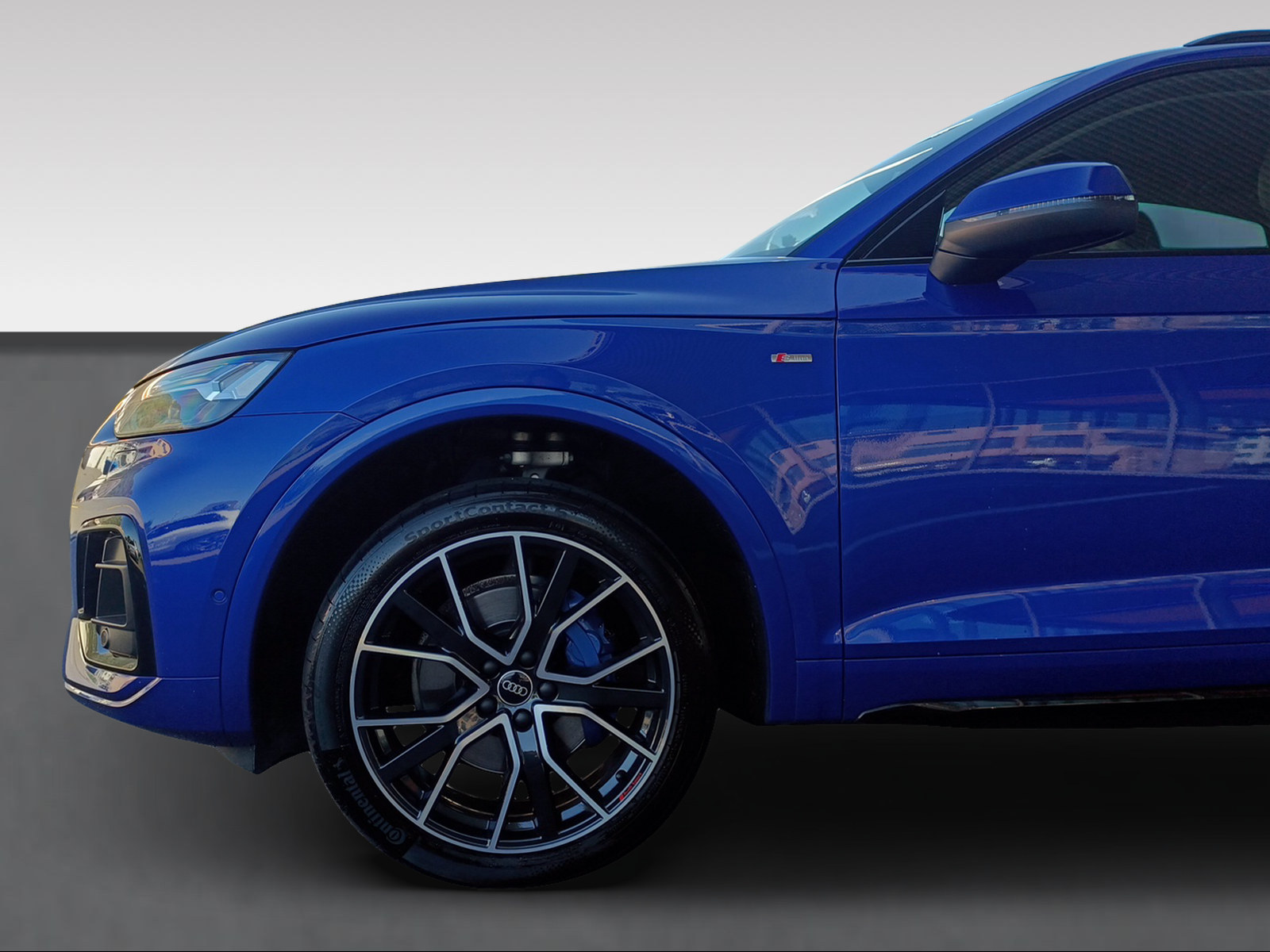 AUDI Q5 Sportback 45 TFSI S line quattro S-tronic-image-2