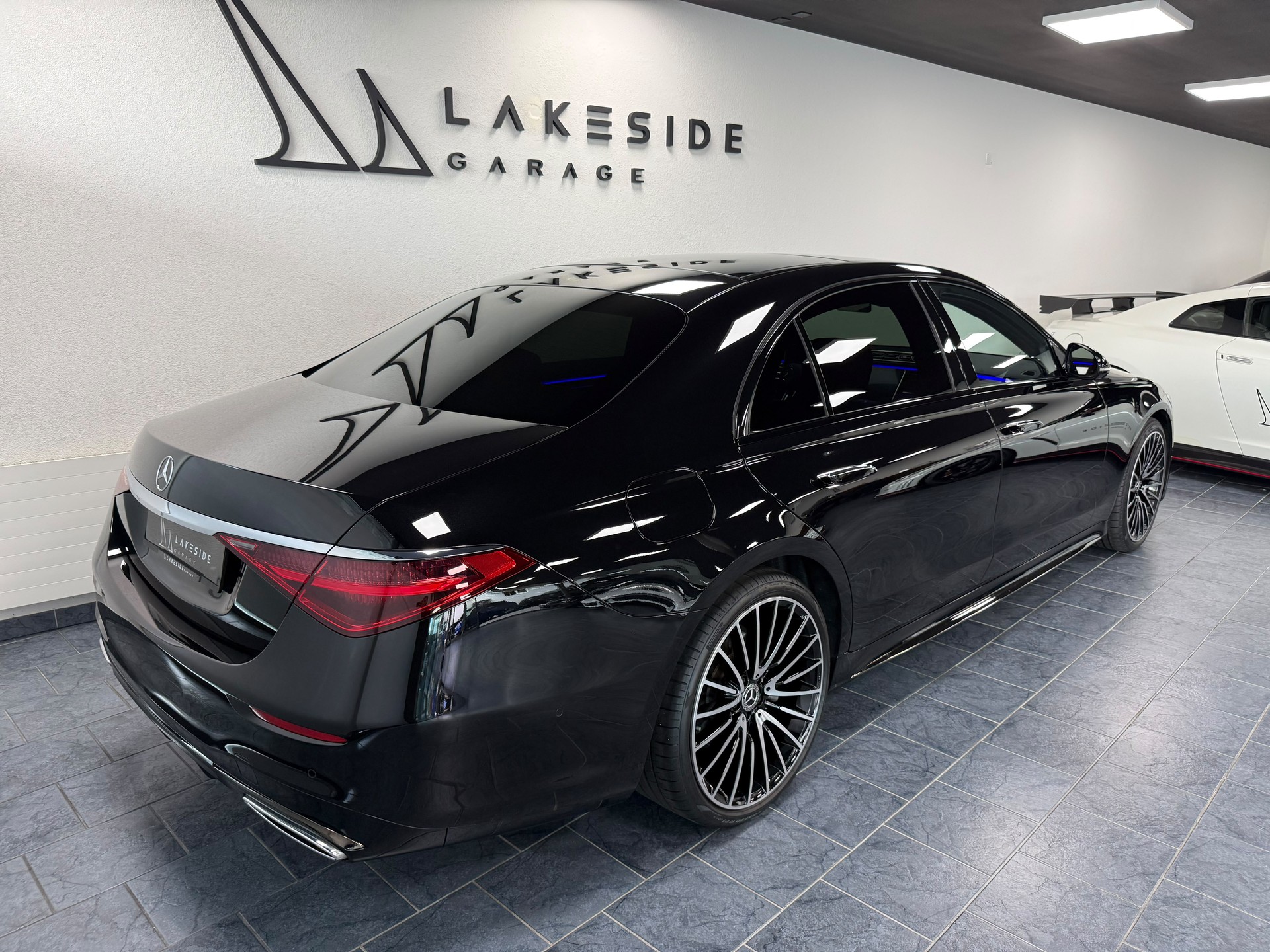 MERCEDES-BENZ S 450 d L 4Matic AMG Line 9G-Tronic-image-3