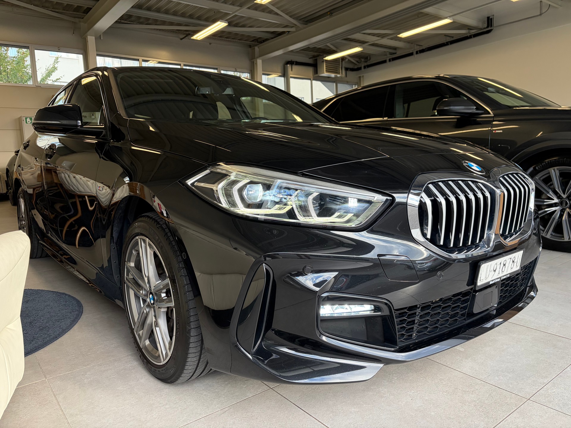 BMW 118i Steptronic M Sport-image-2