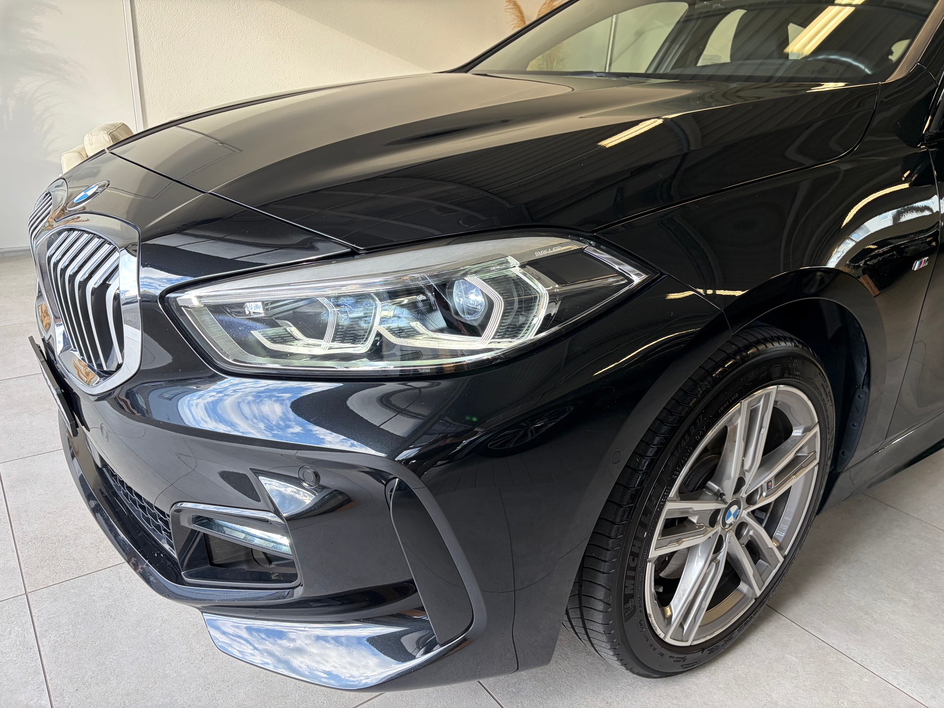 BMW 118i Steptronic M Sport-image-3