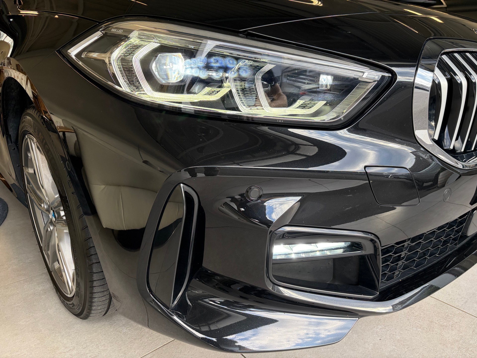 BMW 118i Steptronic M Sport-image-4