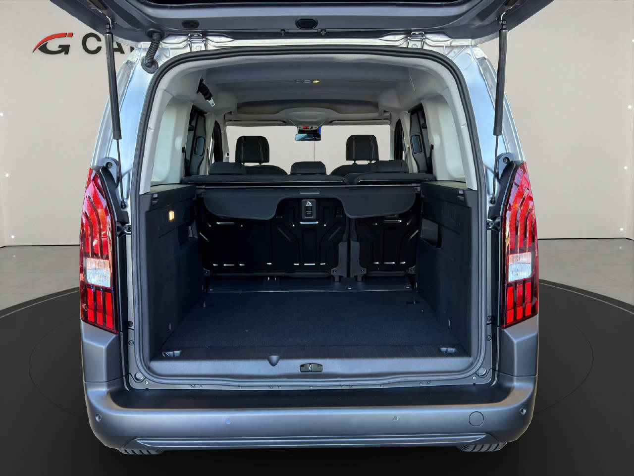 PEUGEOT Rifter Long 1.5 BlueHDi 130 Family Edition-image-16
