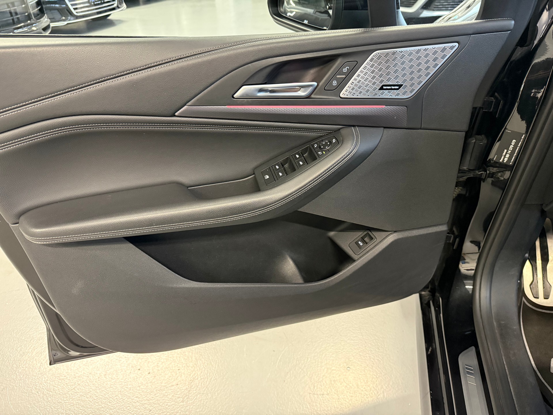 BMW 220i Active Tourer M Sport DKG-image-14