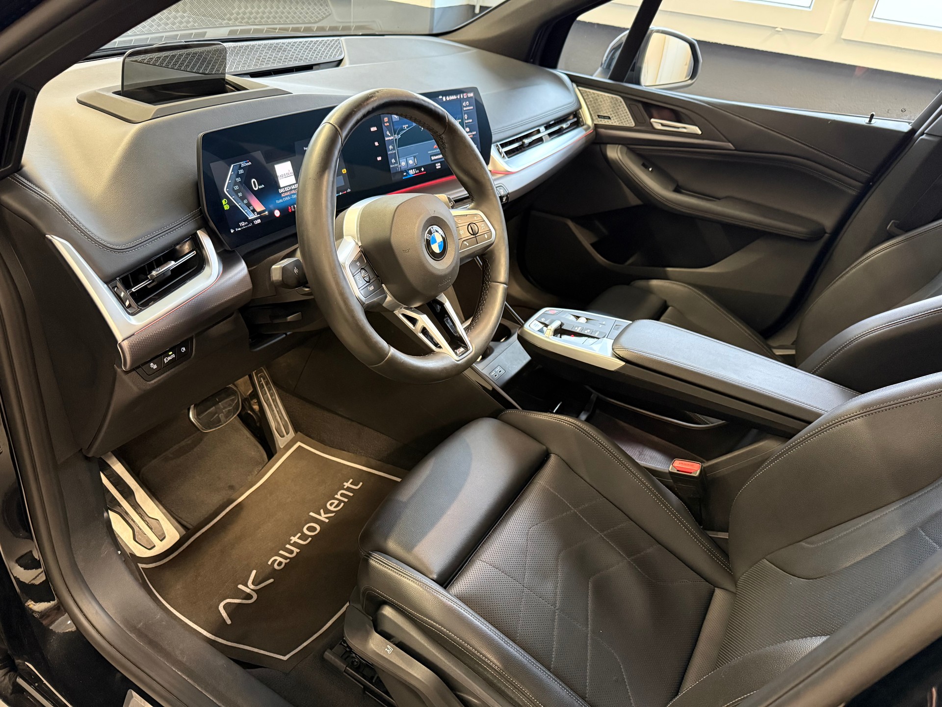 BMW 220i Active Tourer M Sport DKG-image-6