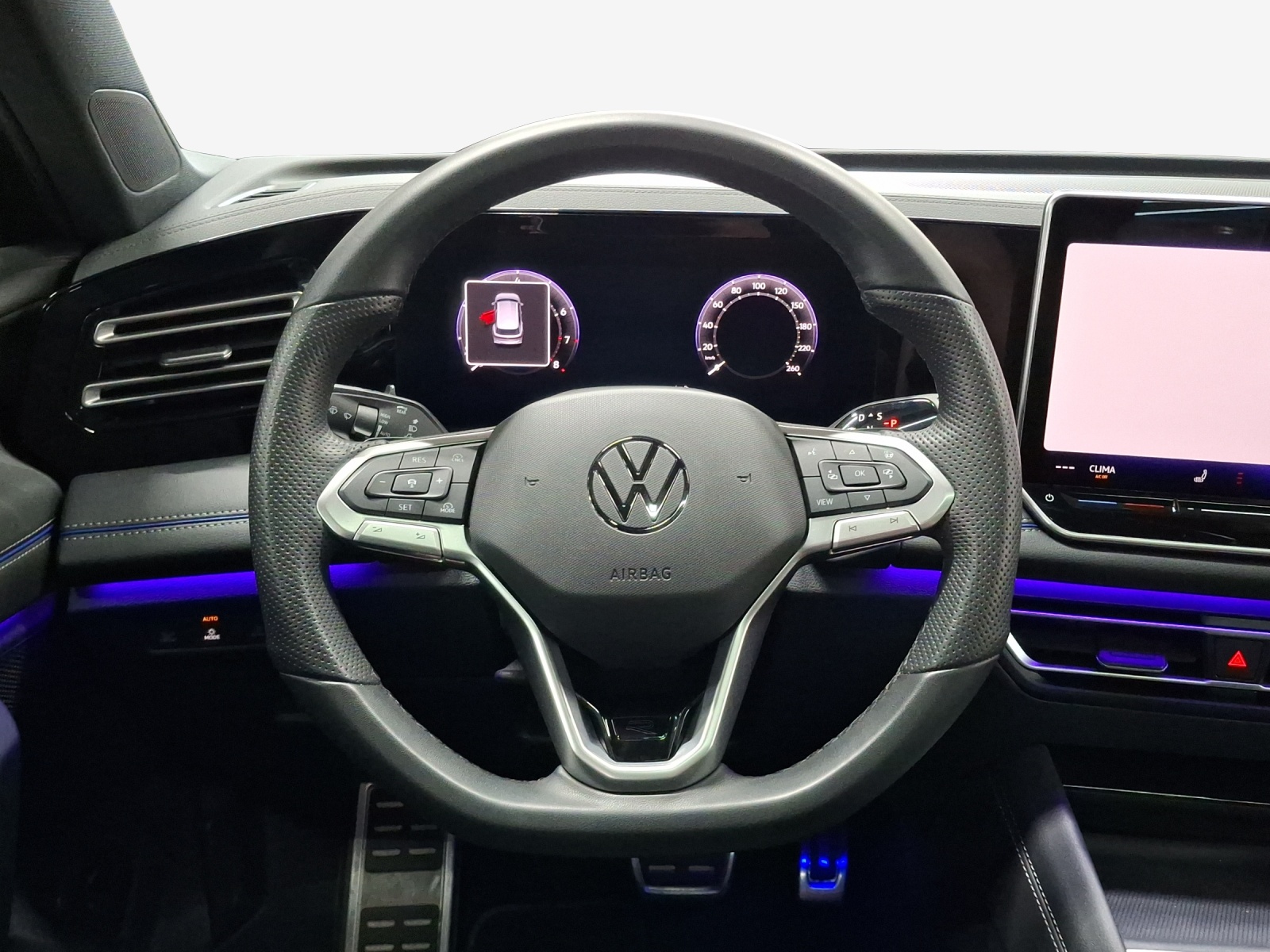 VW Tiguan 2.0 TSI DSG R-Line 4Motion-image-9