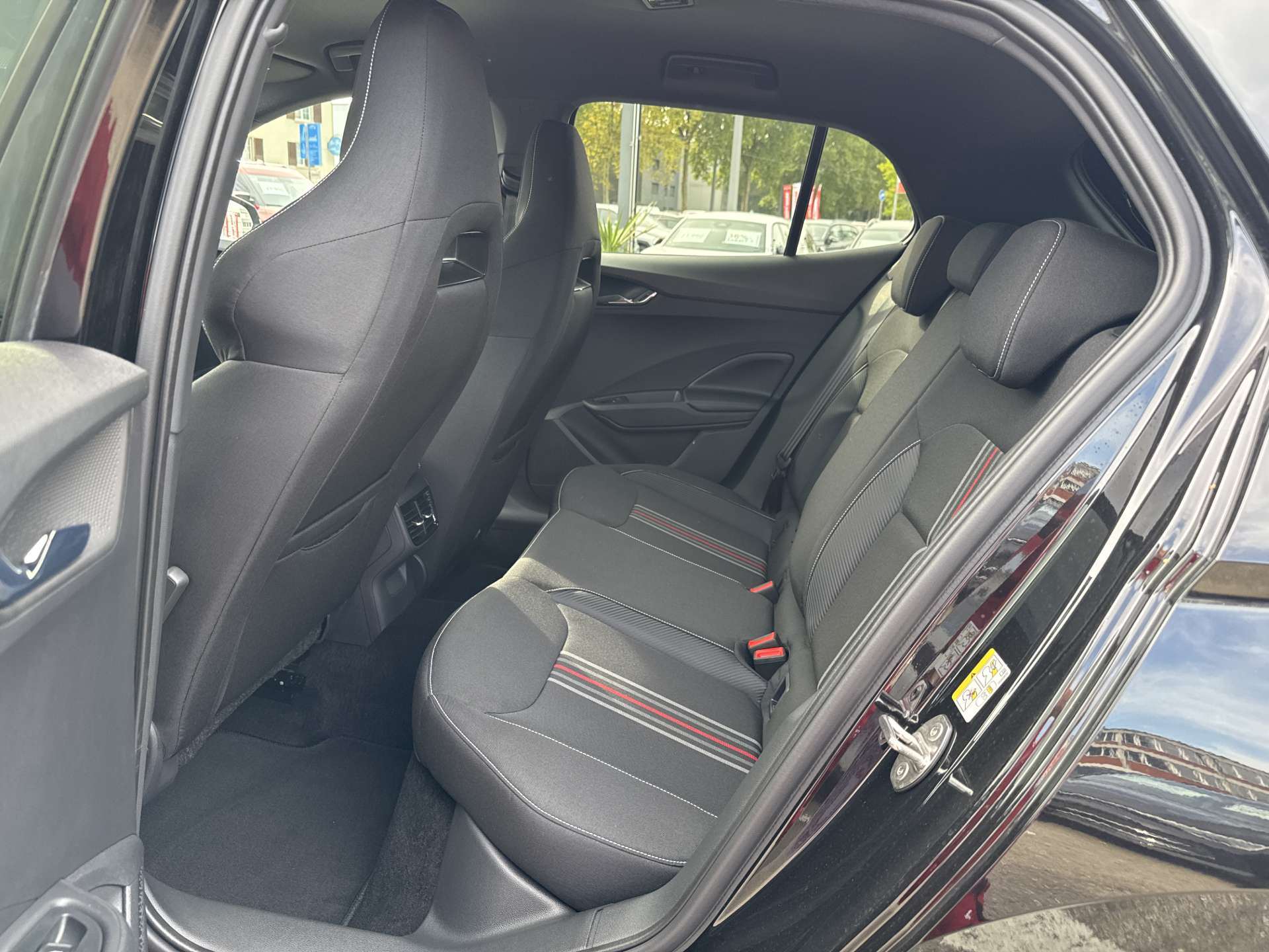 SKODA Fabia 1.5 TSi Monte Carlo DSG-Automat-image-5